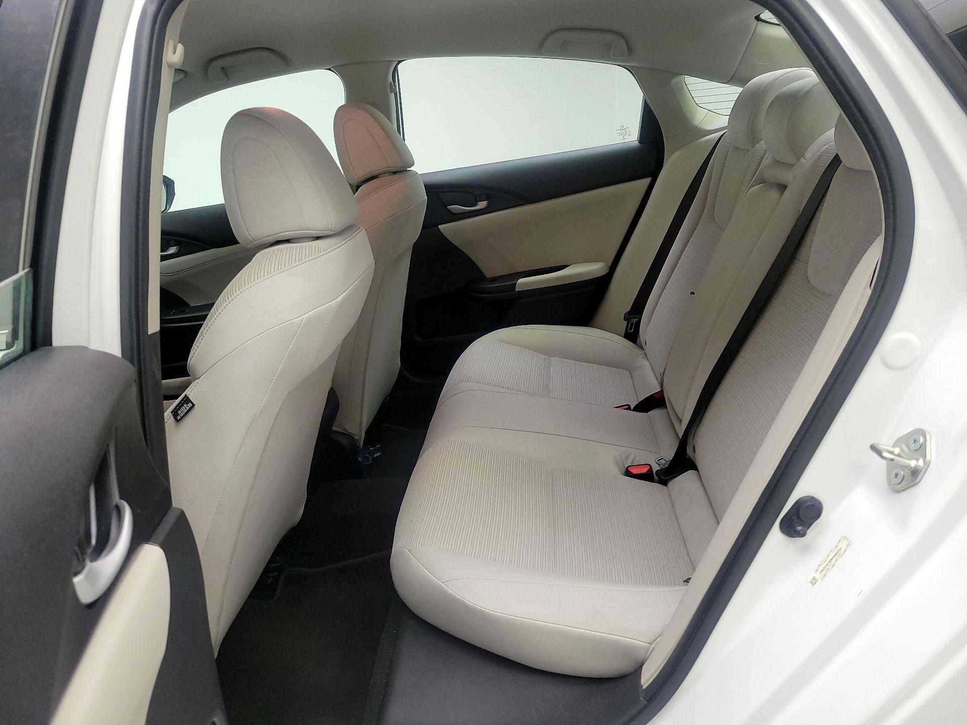 Thumbnail: 2021 Honda Insight - 19
