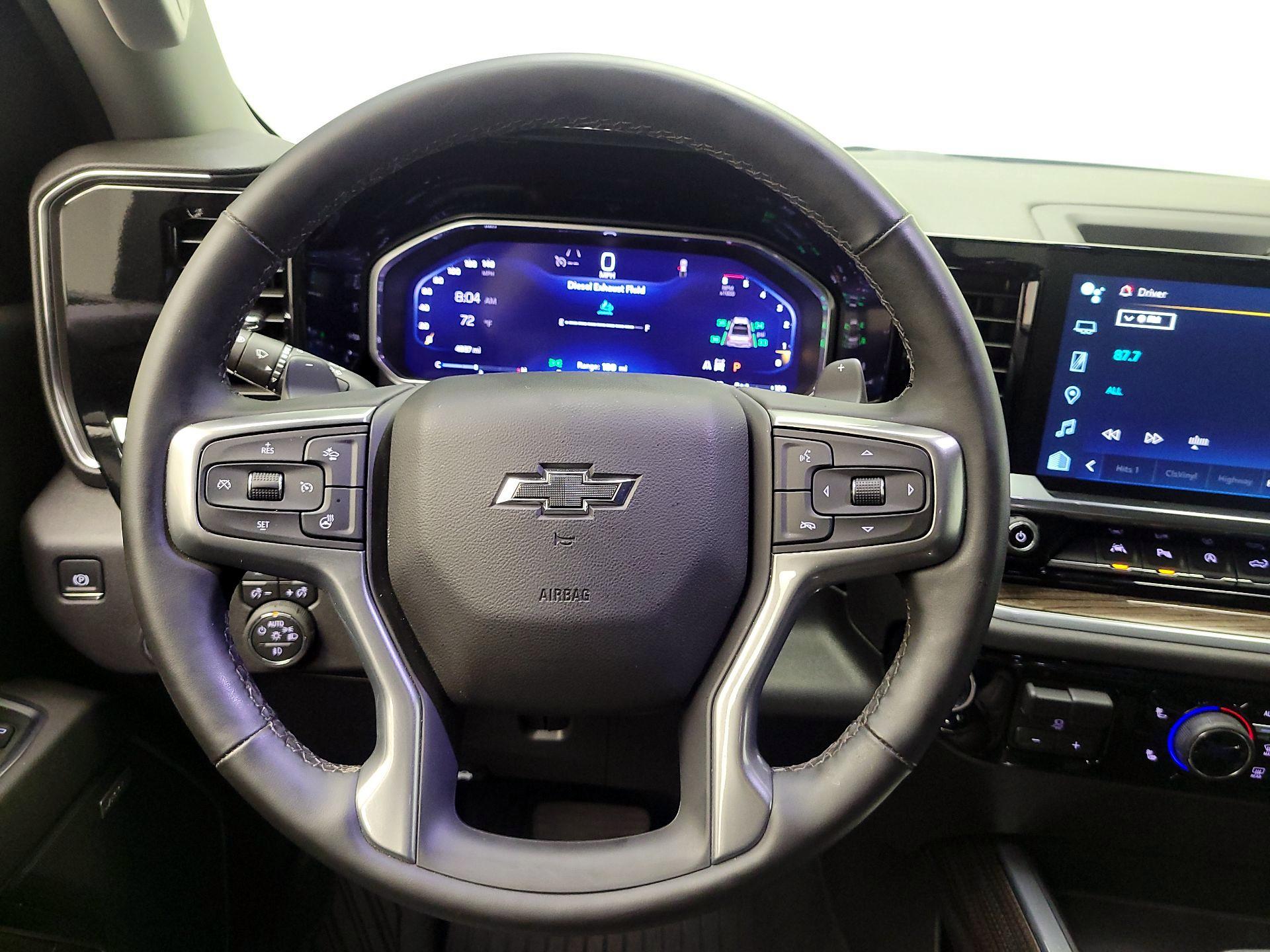 Thumbnail: 2026 Chevrolet Silverado 1500 - 10
