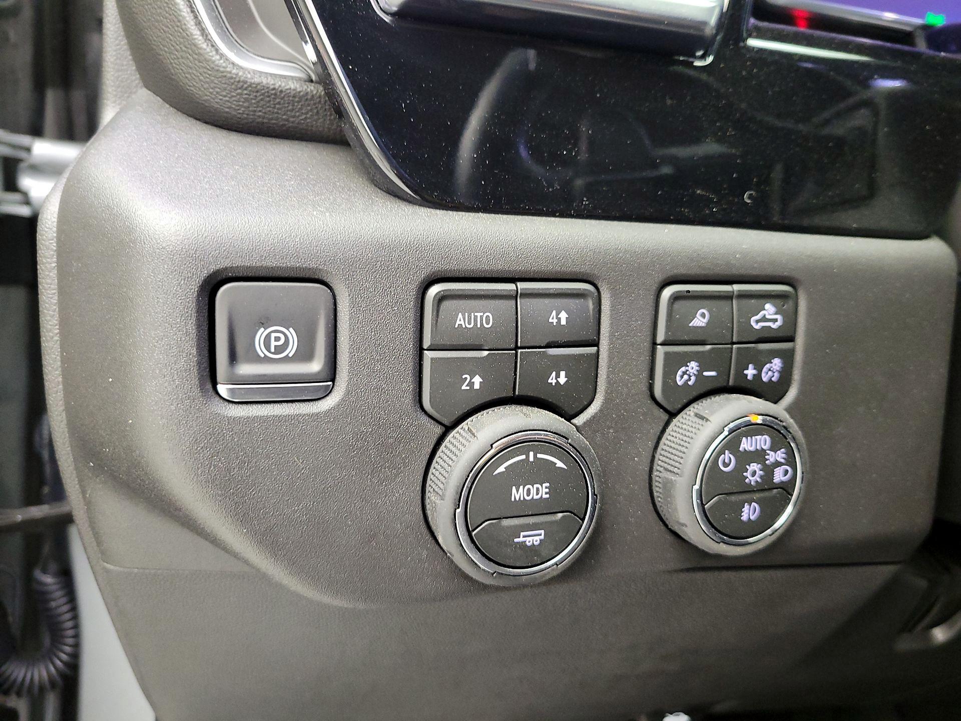 Thumbnail: 2026 Chevrolet Silverado 1500 - 13