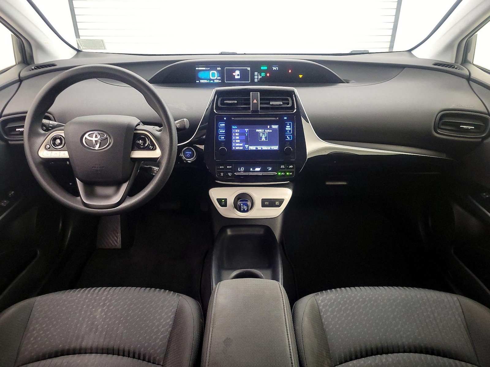 2016 Toyota Prius Two - Photo 10