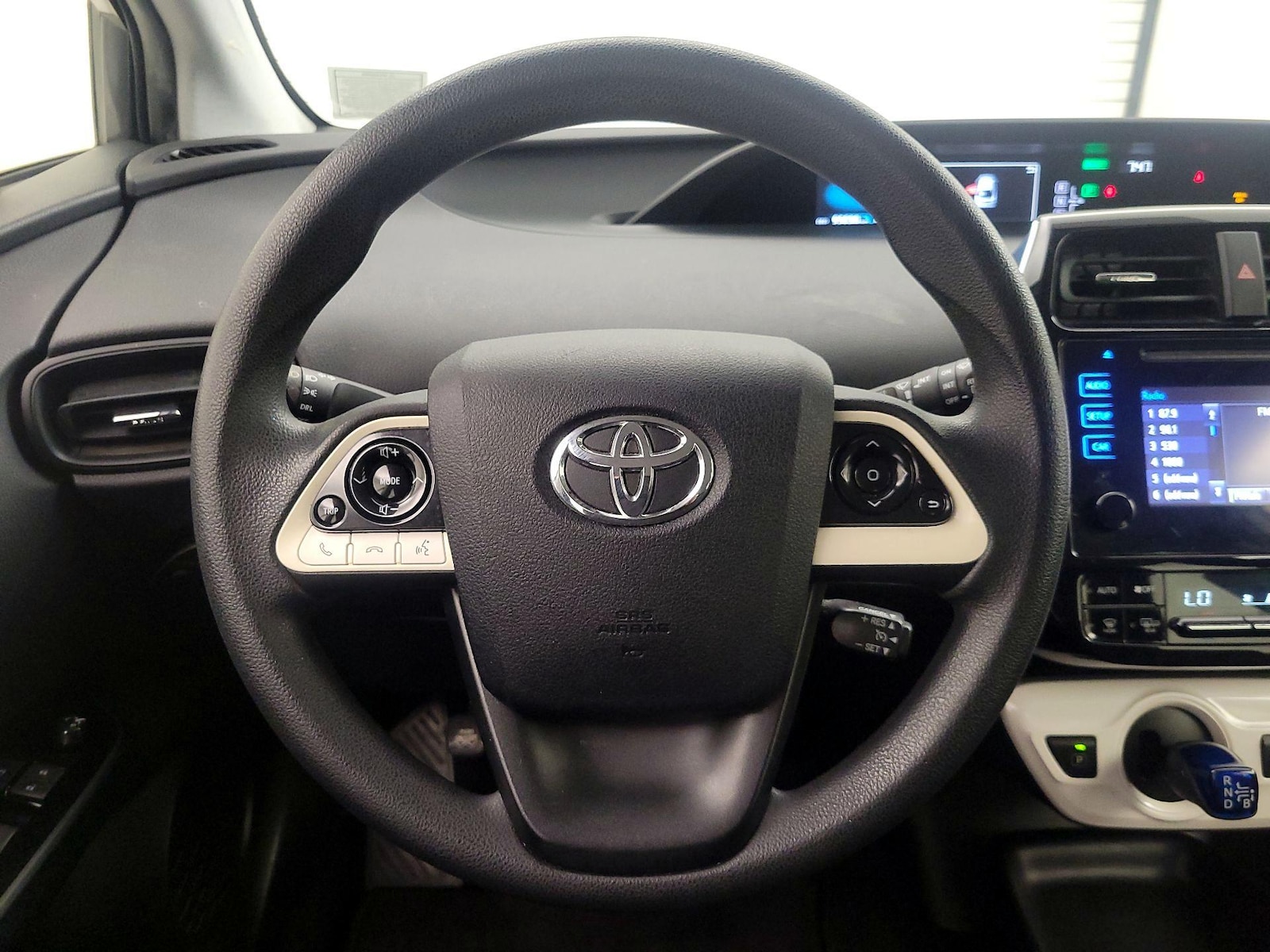 2016 Toyota Prius Two - Photo 11