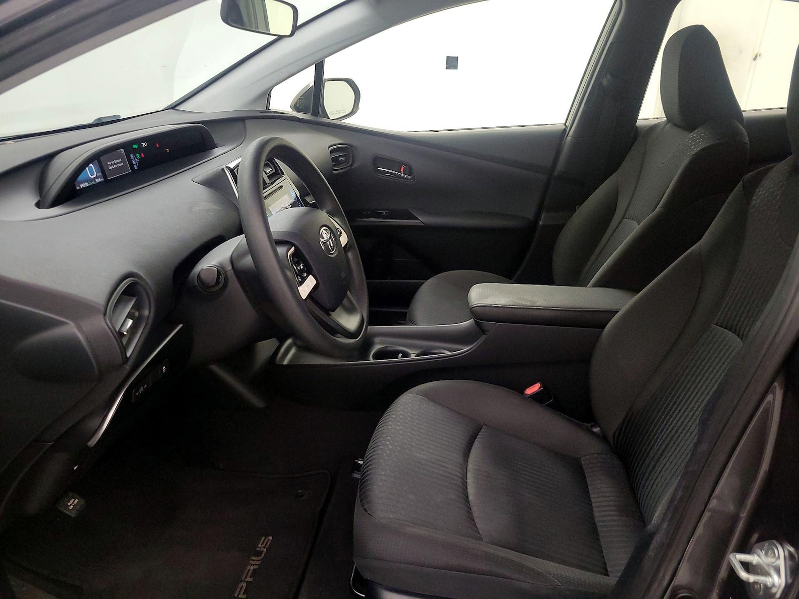 2016 Toyota Prius Two - Photo 12