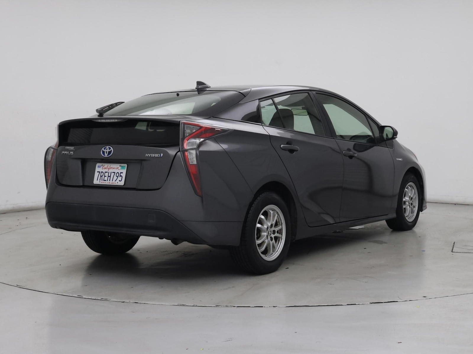 2016 Toyota Prius Two - Photo 9