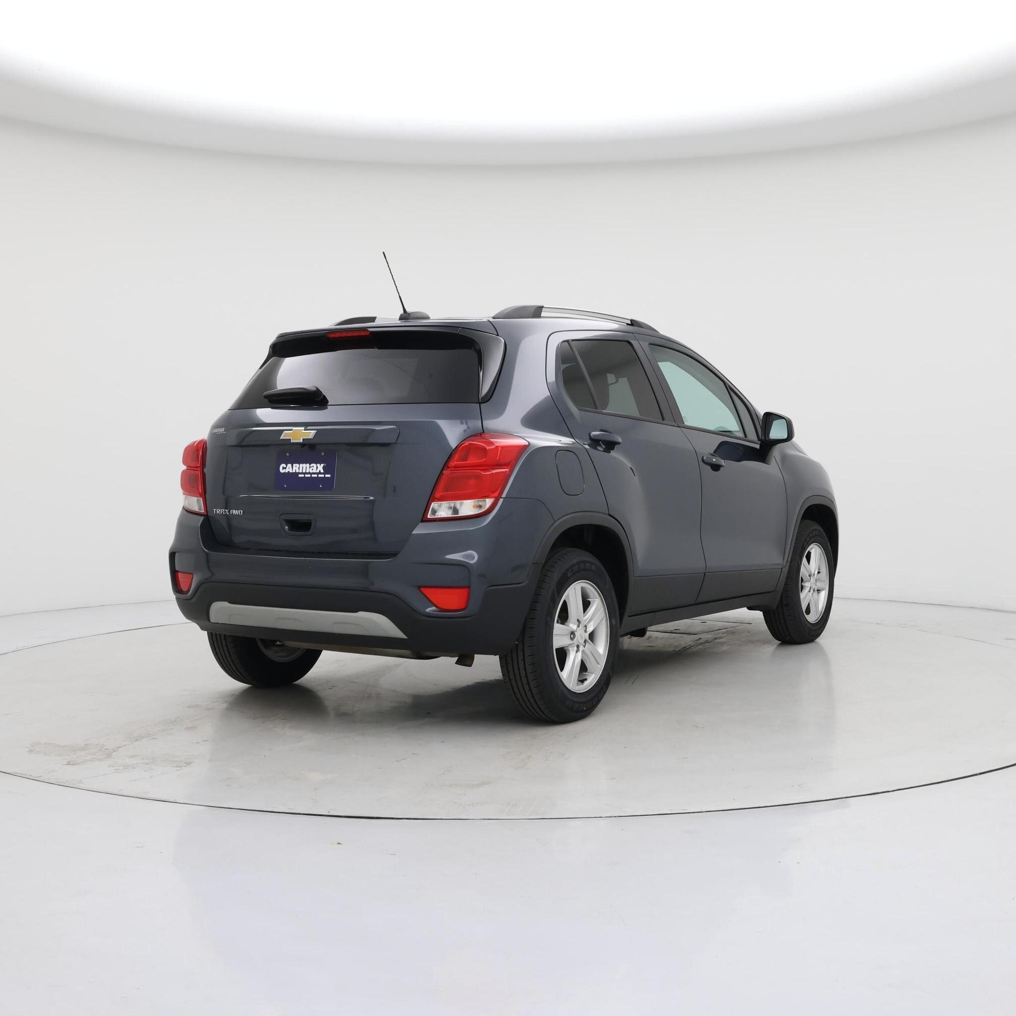 Thumbnail: 2022 Chevrolet Trax - 8
