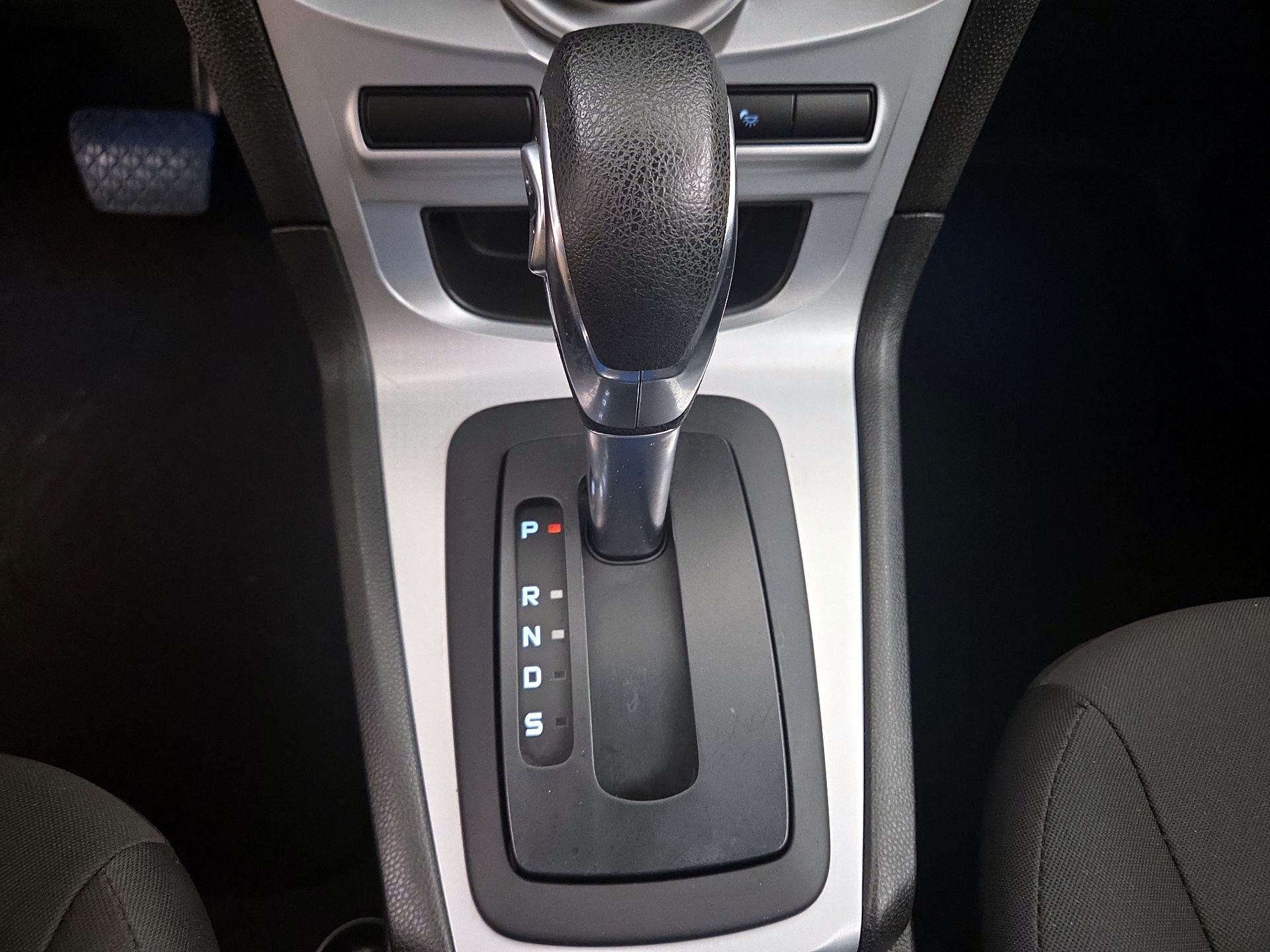 Thumbnail: 2018 Ford Fiesta - 17