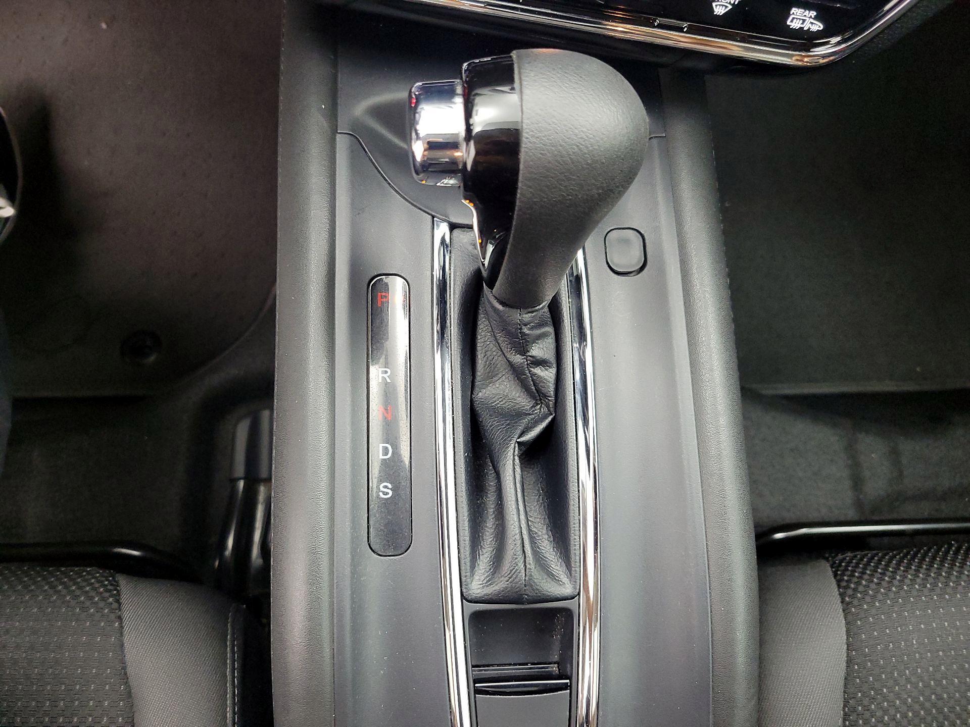 Thumbnail: 2021 Honda HR-V - 17