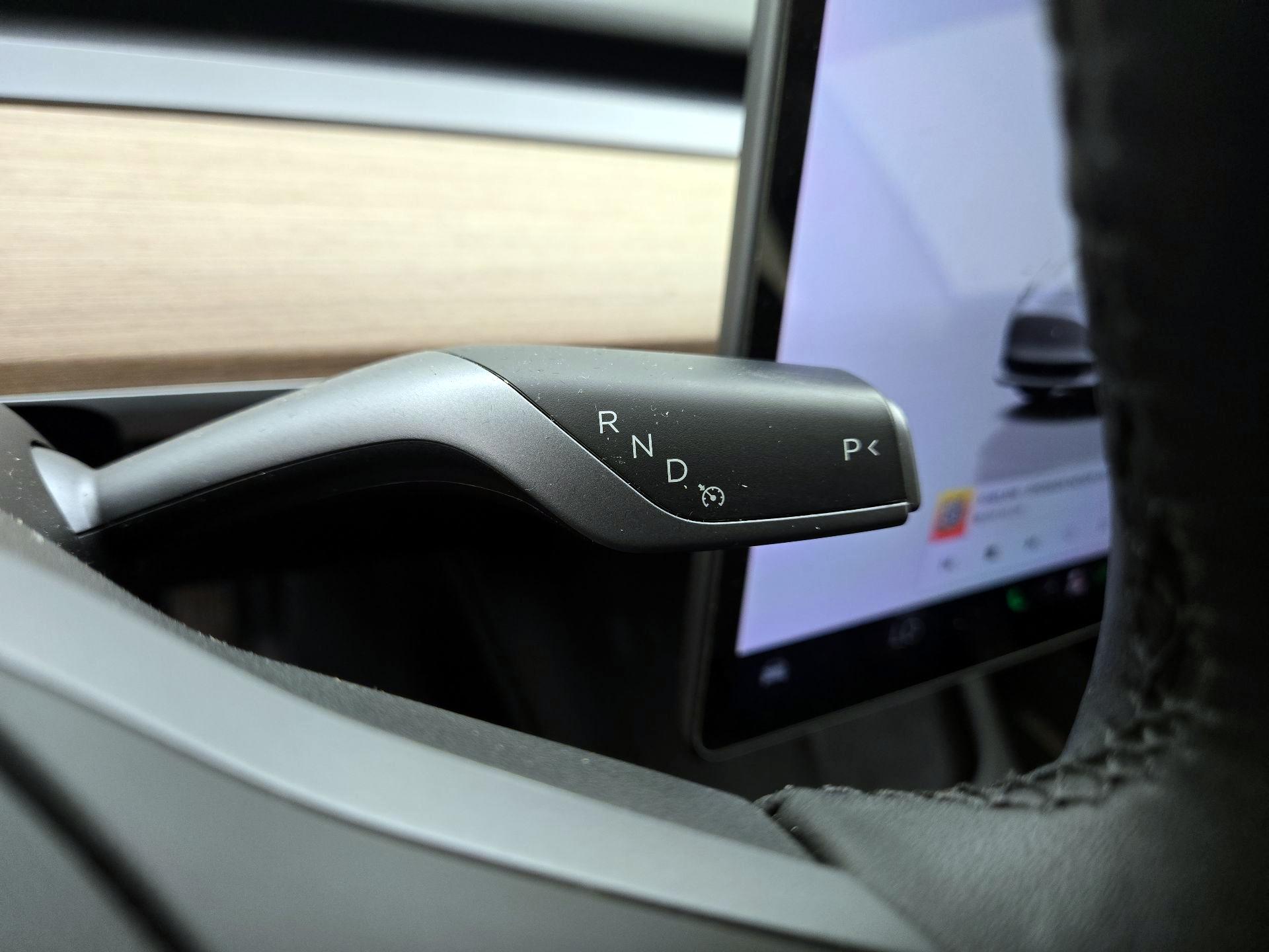 Thumbnail: 2023 Tesla Model 3 - 17