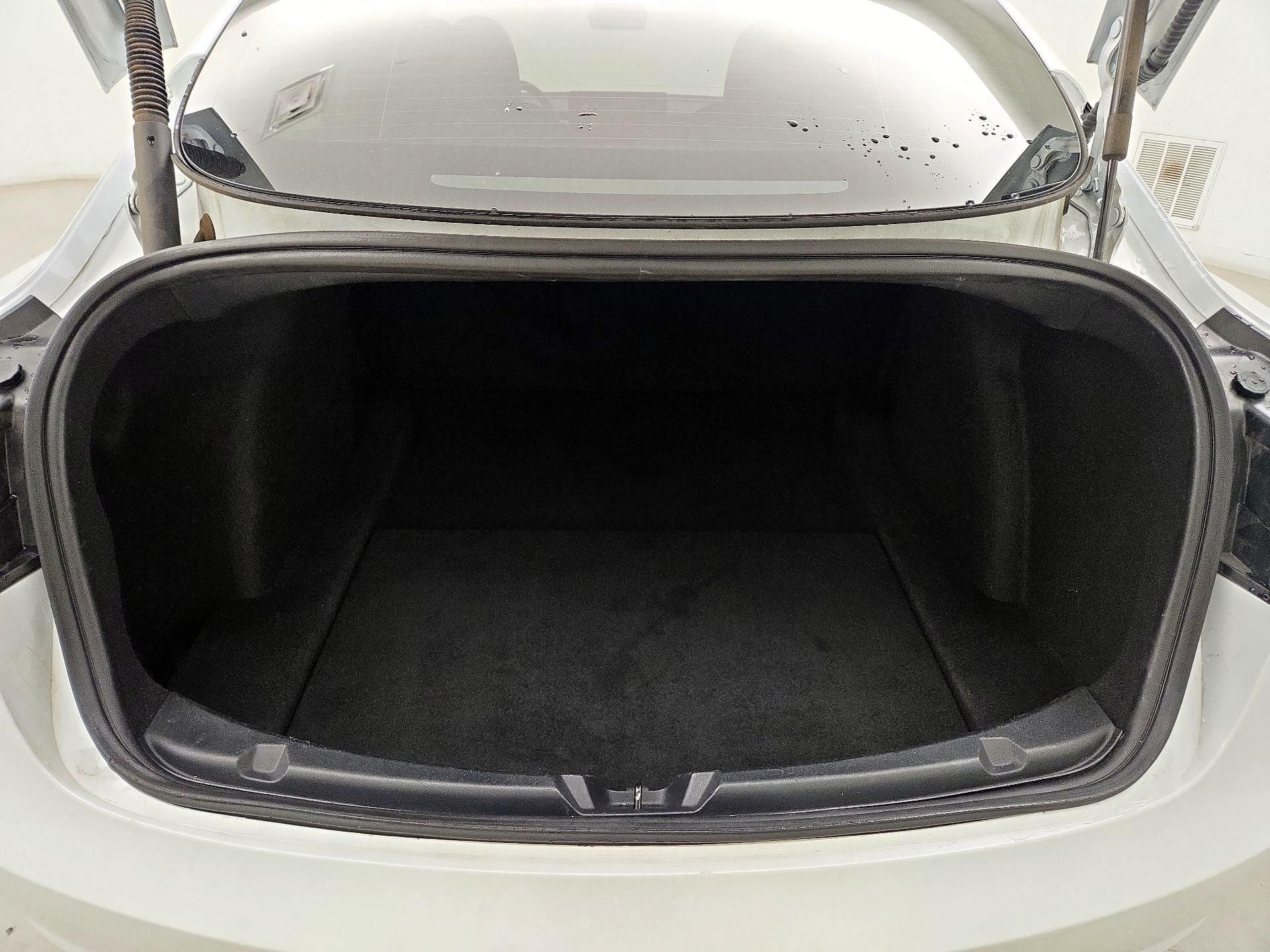 Thumbnail: 2023 Tesla Model 3 - 19