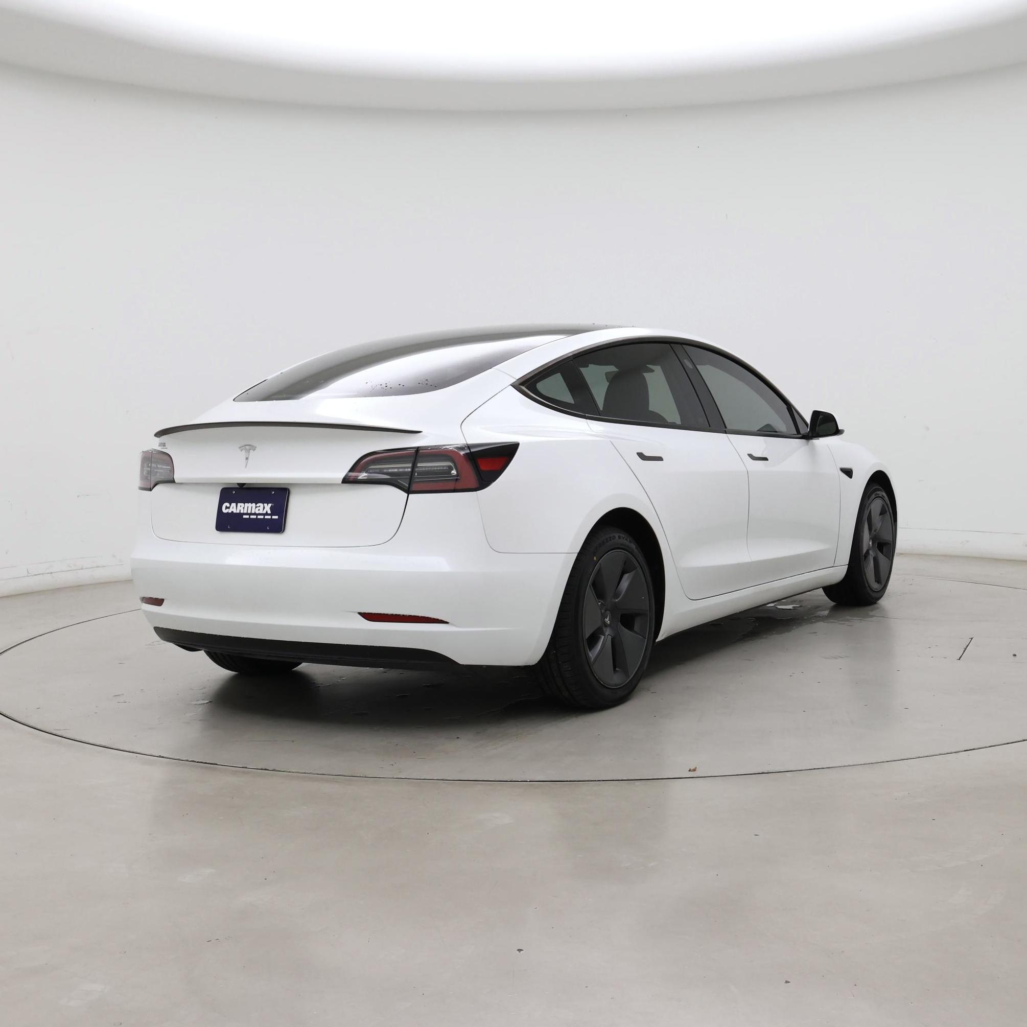 Thumbnail: 2023 Tesla Model 3 - 8
