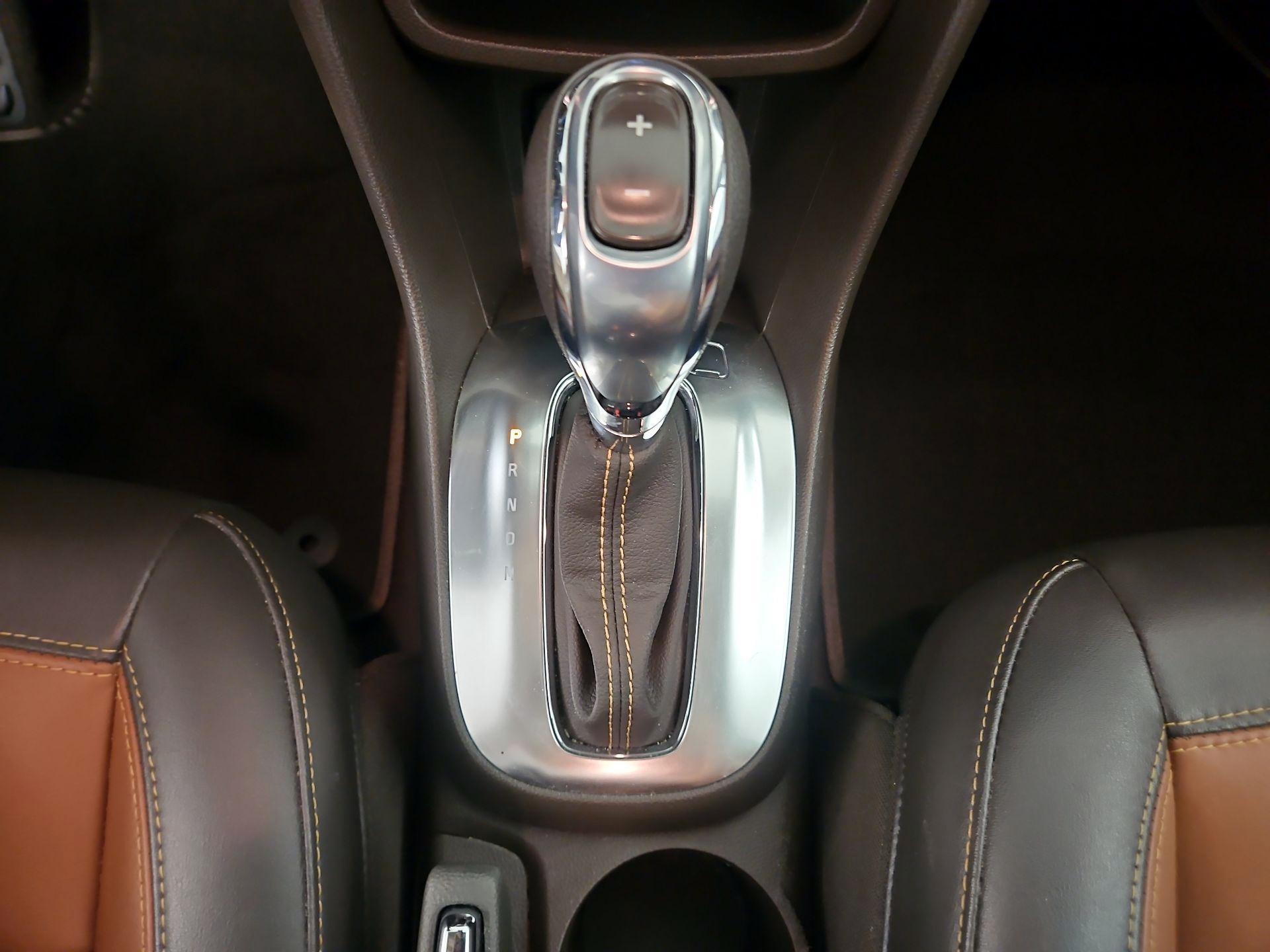Thumbnail: 2016 Buick Encore - 16