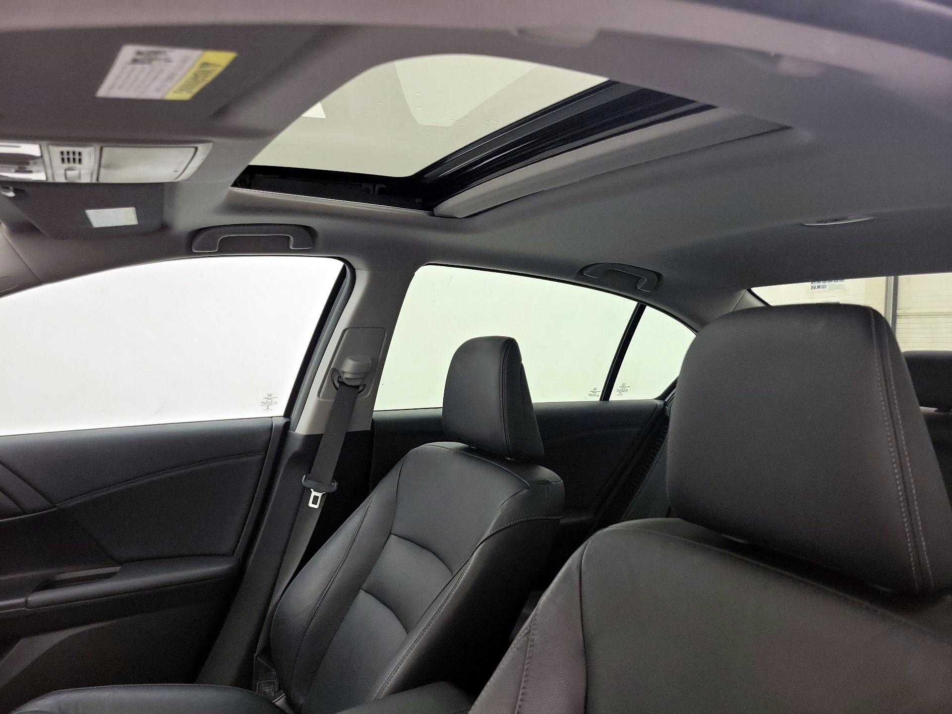 Thumbnail: 2015 Honda Accord - 19