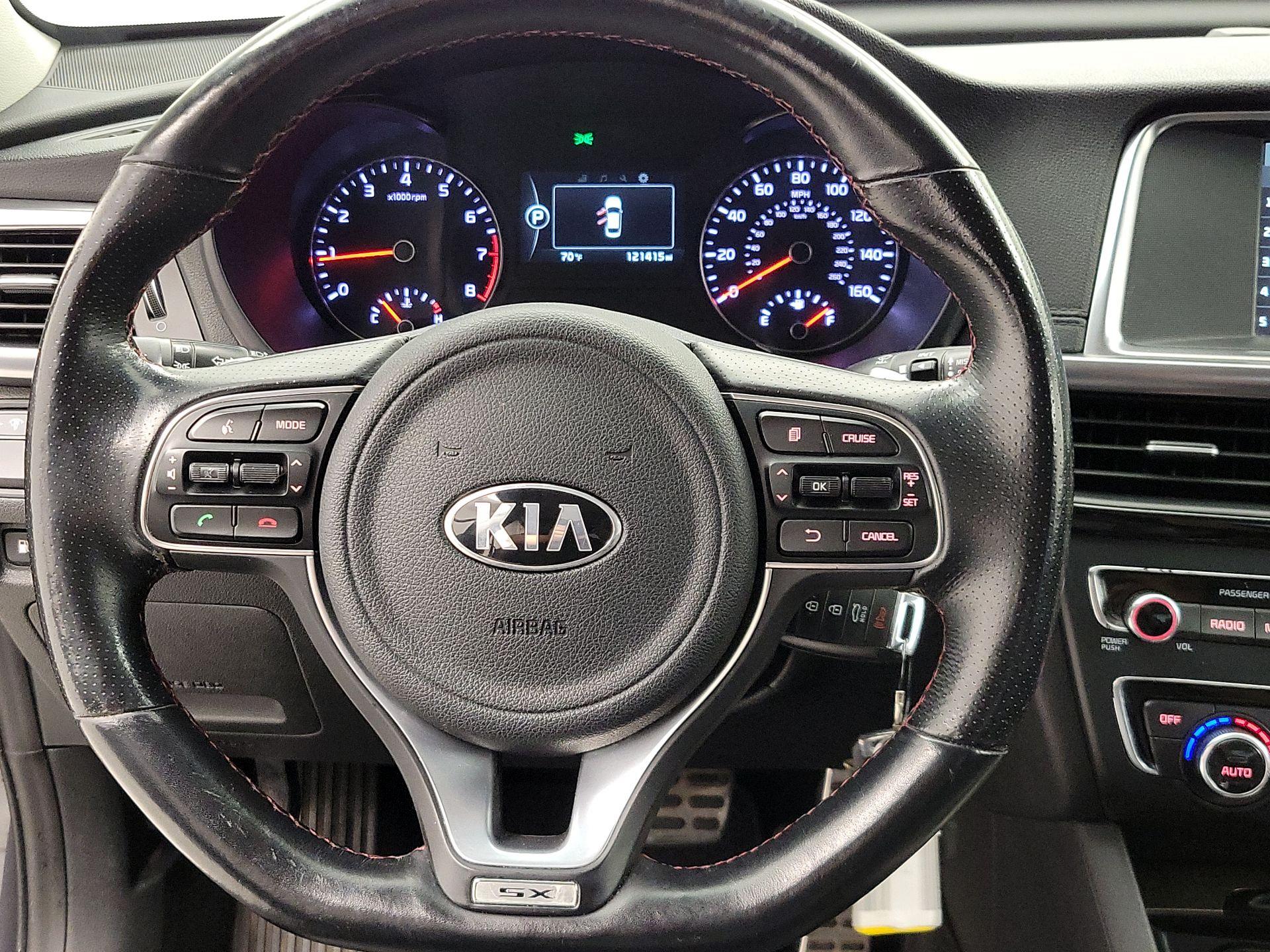 Thumbnail: 2017 Kia Optima - 10