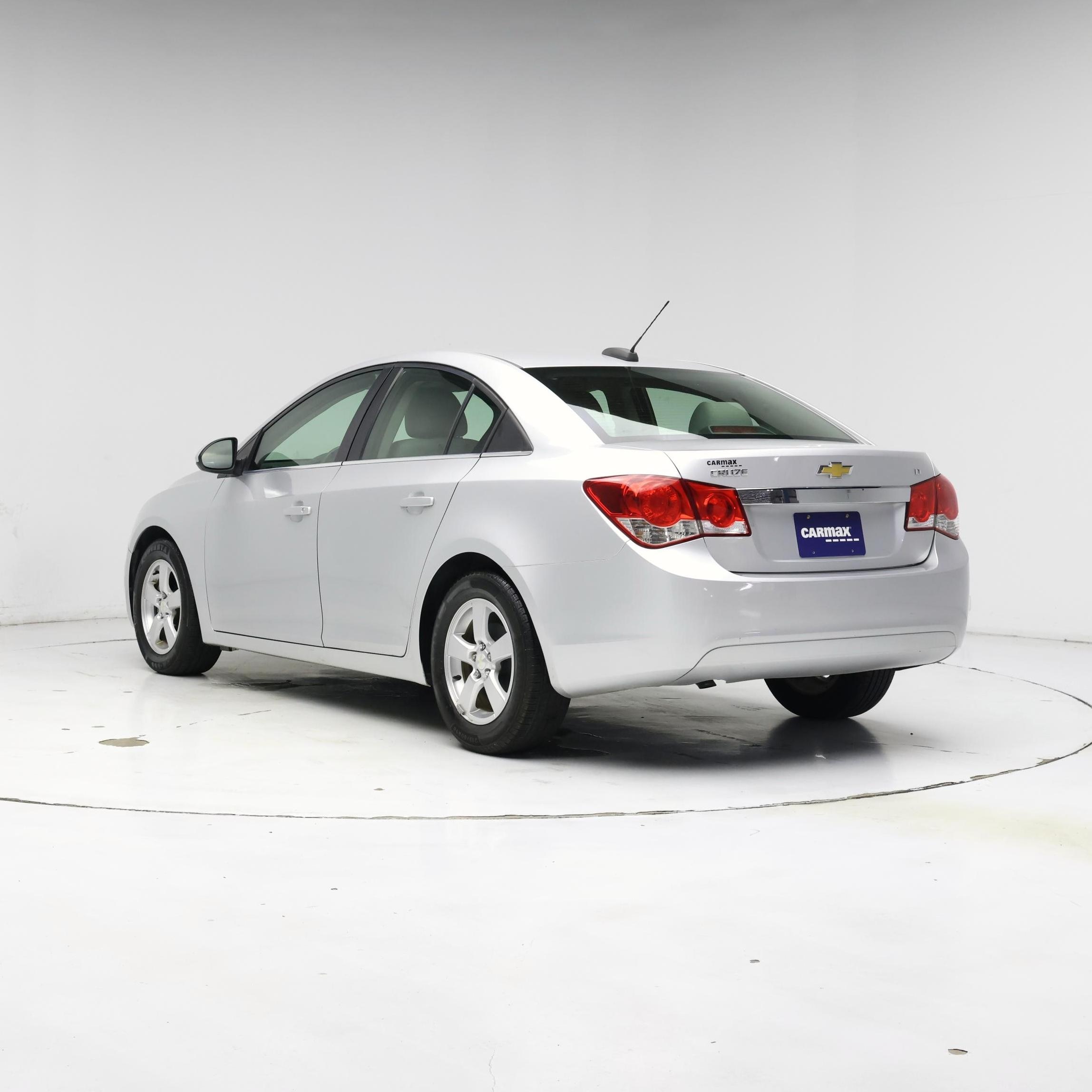 Thumbnail: 2016 Chevrolet Cruze - 2