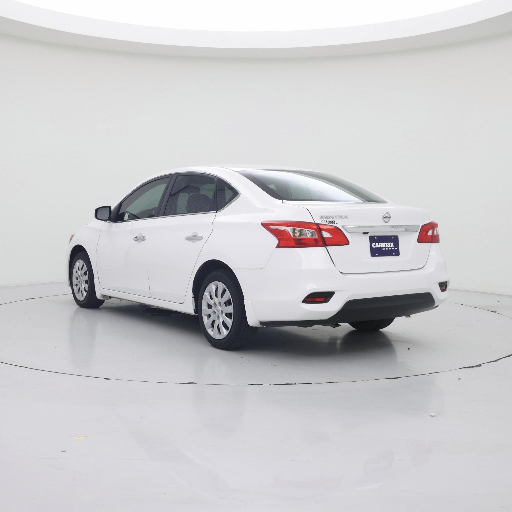 Thumbnail: 2019 Nissan Sentra - 2