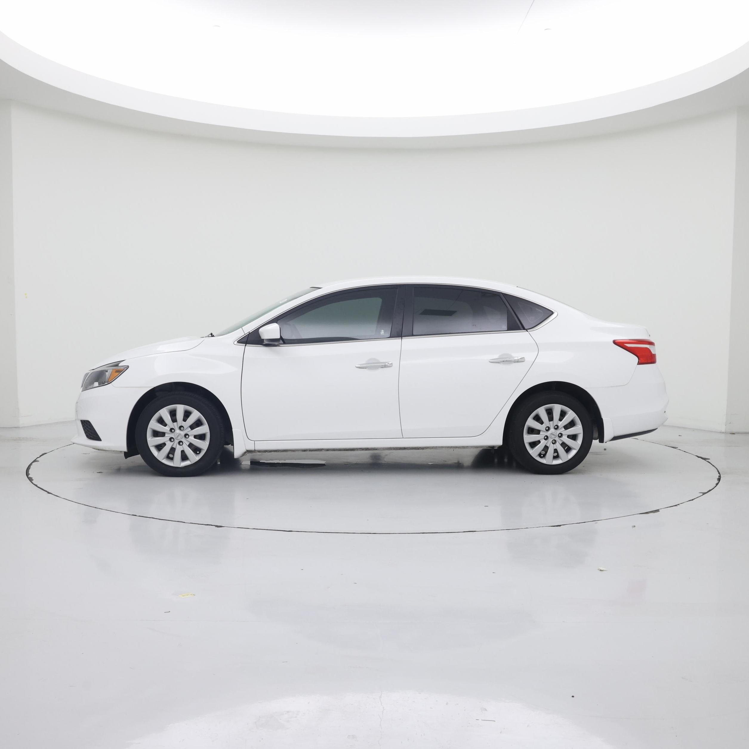 Thumbnail: 2019 Nissan Sentra - 3