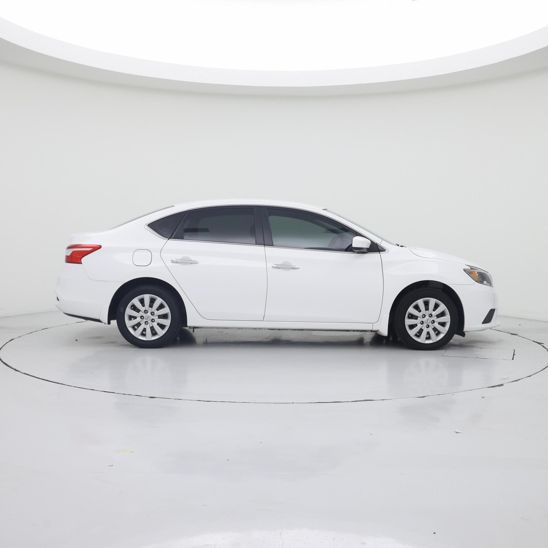 Thumbnail: 2019 Nissan Sentra - 7