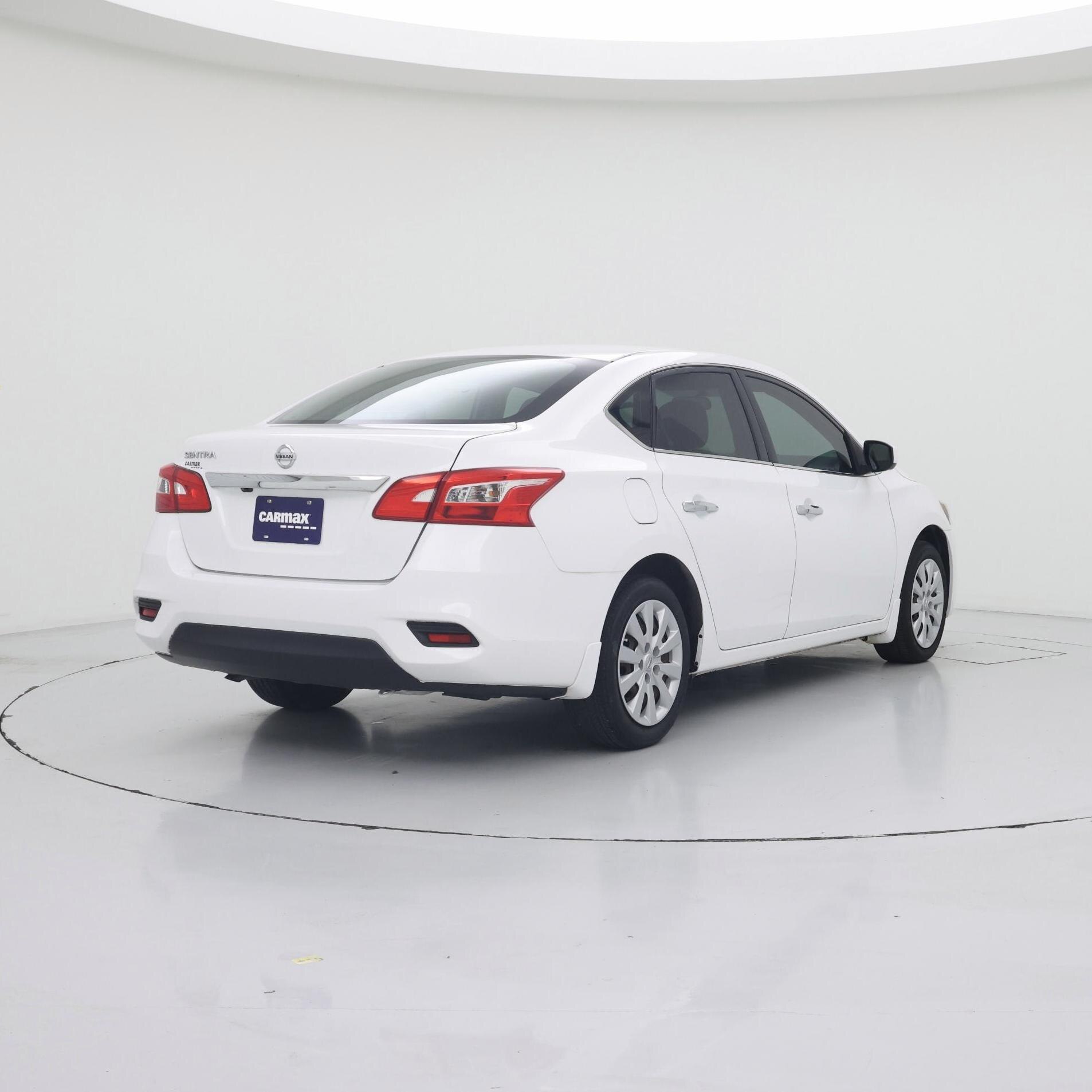 Thumbnail: 2019 Nissan Sentra - 8