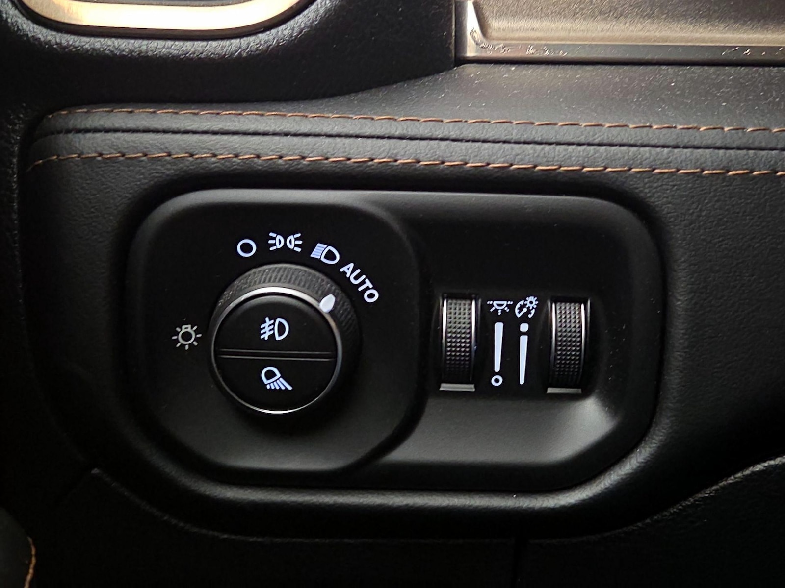 2022 RAM Ram 1500 Pickup Longhorn - Photo 14