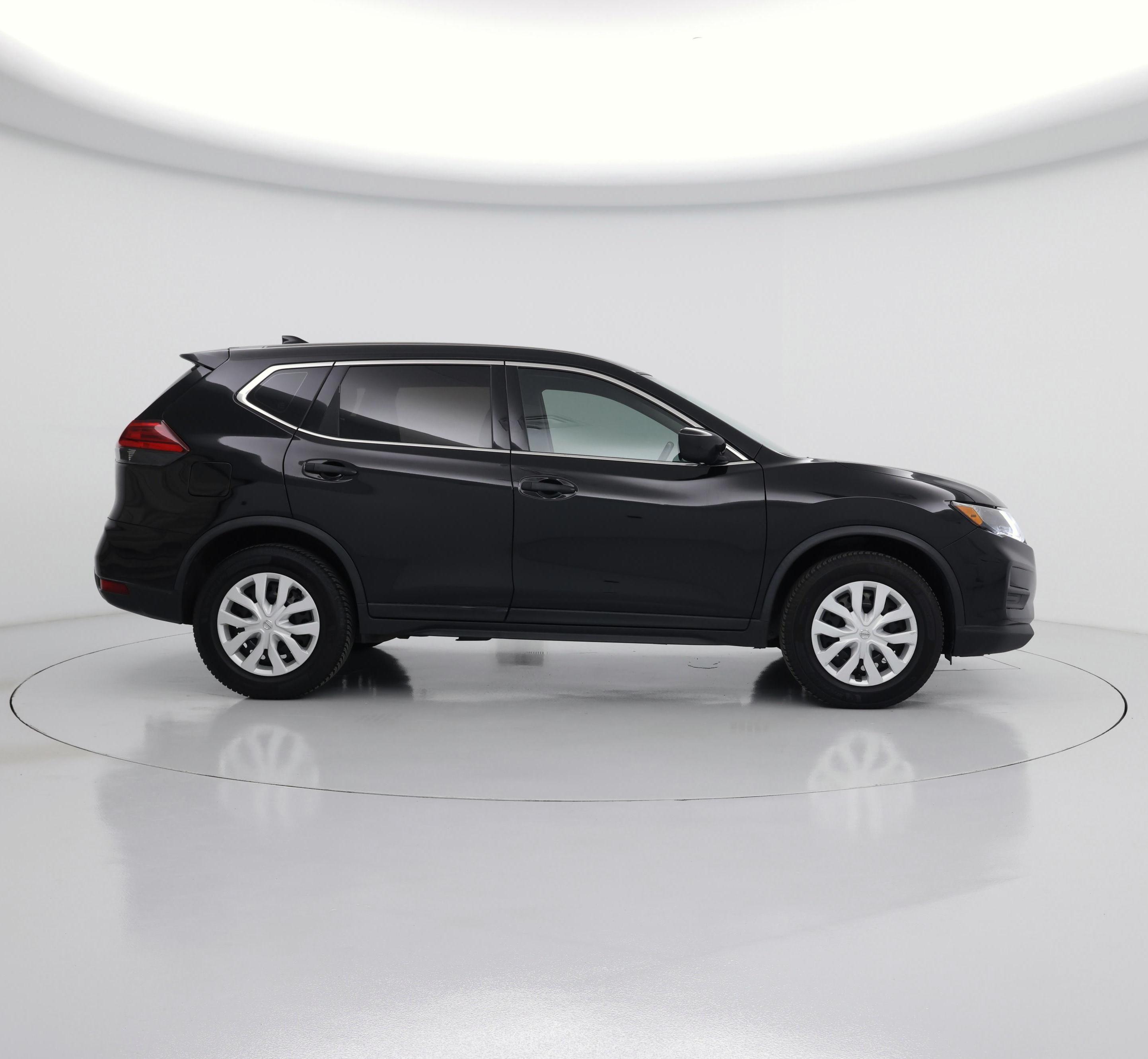 Thumbnail: 2017 Nissan Rogue - 7