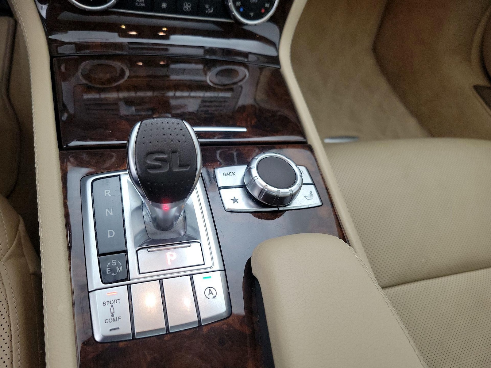 2016 Mercedes-Benz SL-Class SL400 - Photo 19
