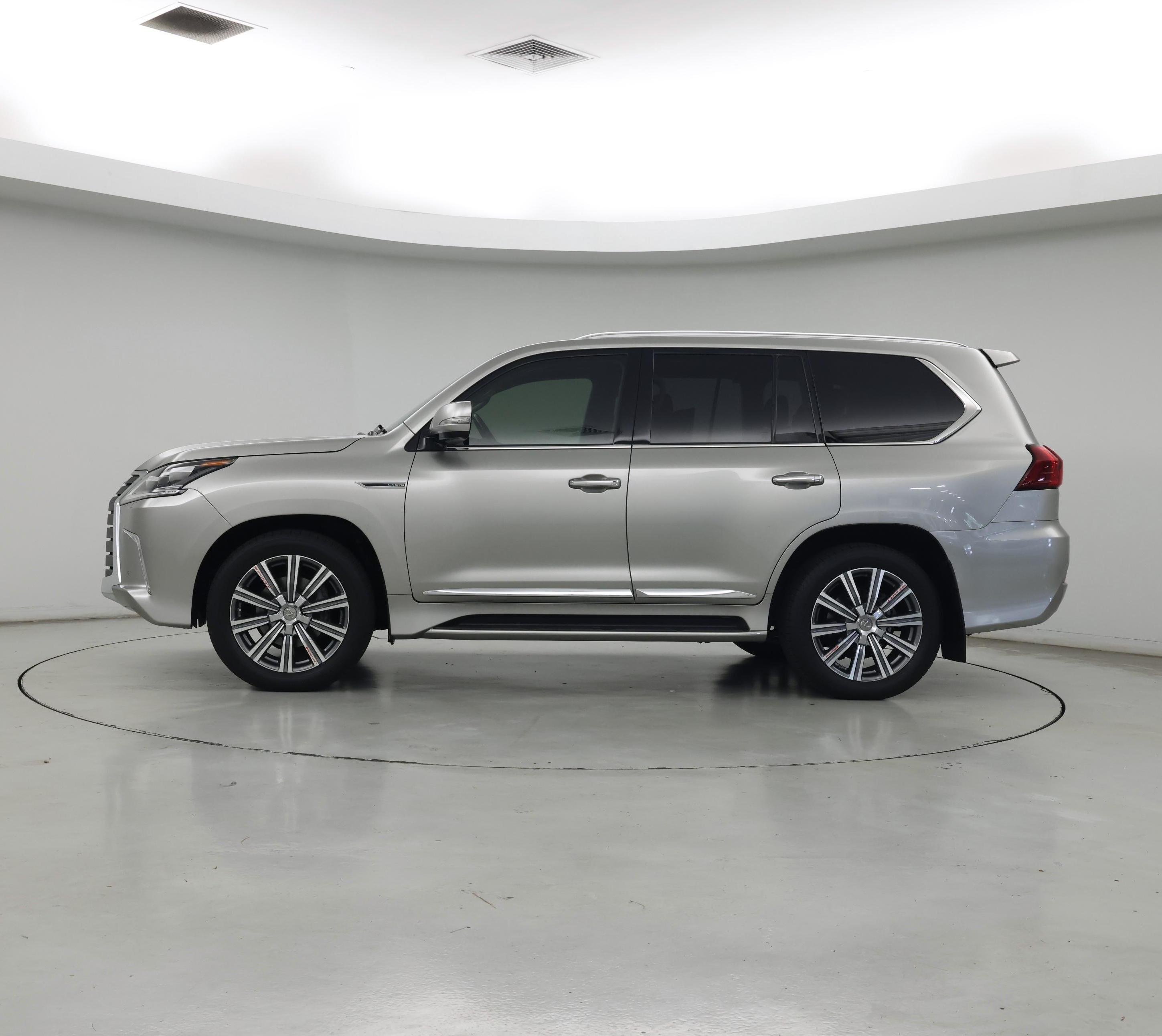 Thumbnail: 2017 Lexus LX - 3