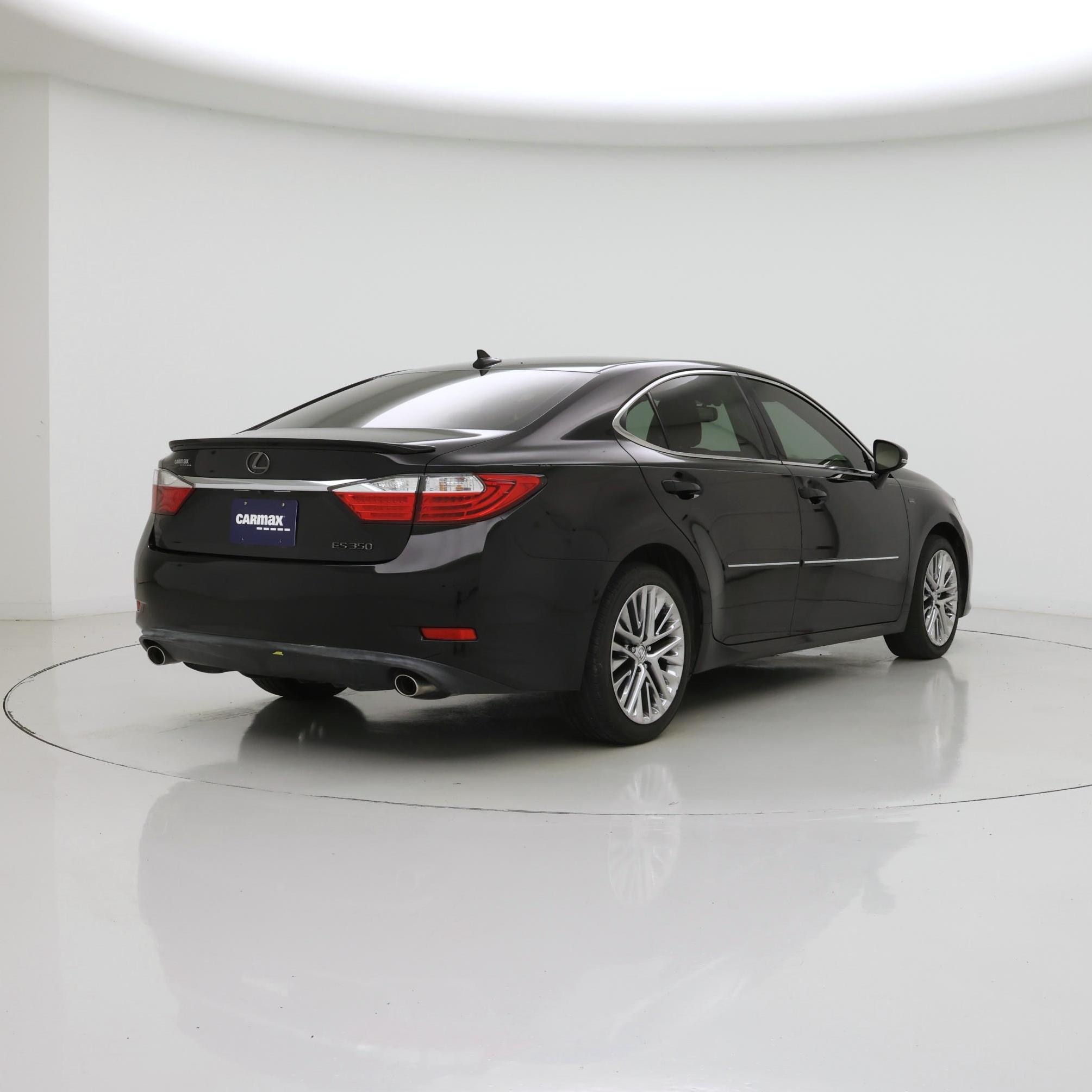 Thumbnail: 2014 Lexus ES - 8