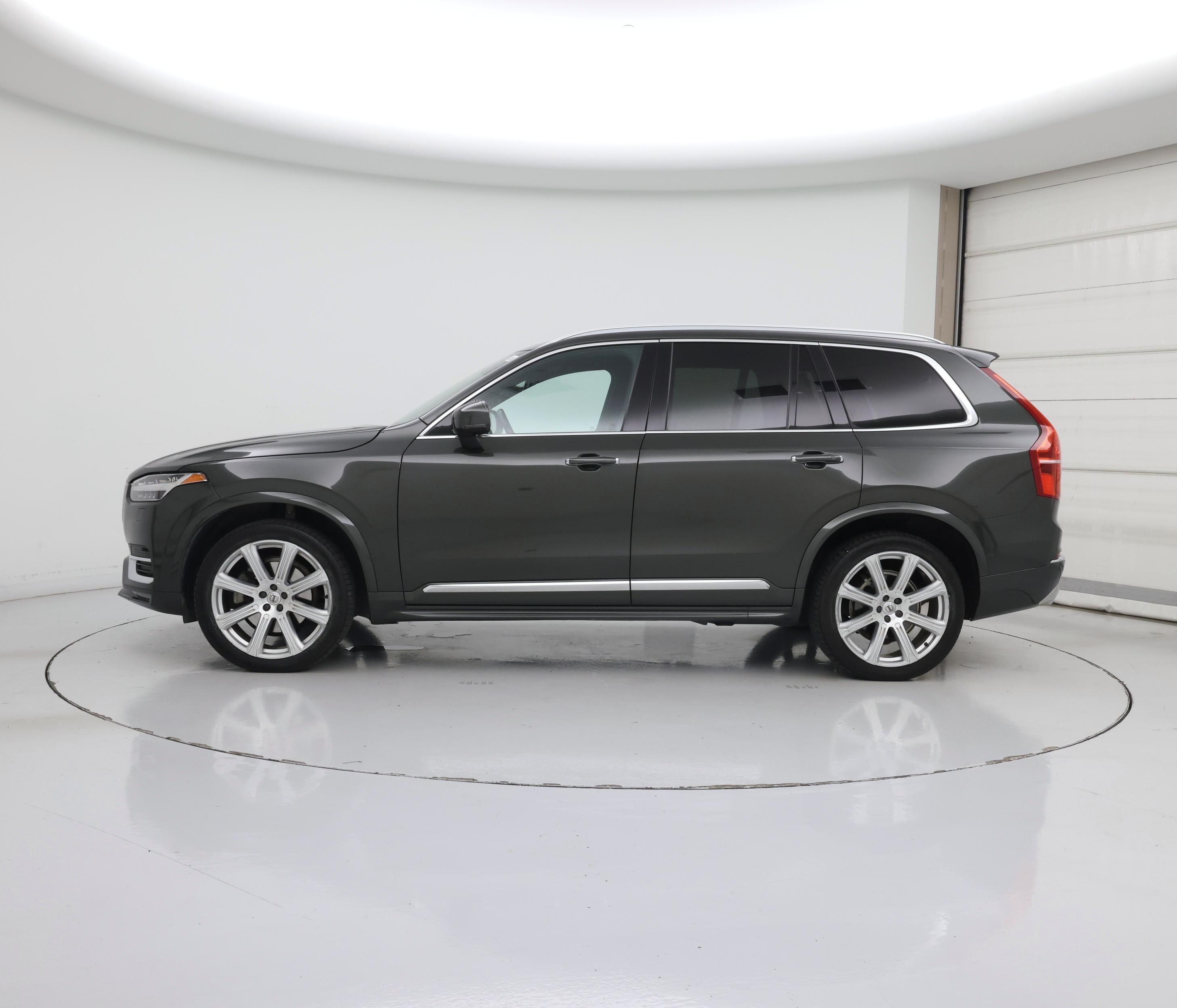 Thumbnail: 2021 Volvo XC90 - 3