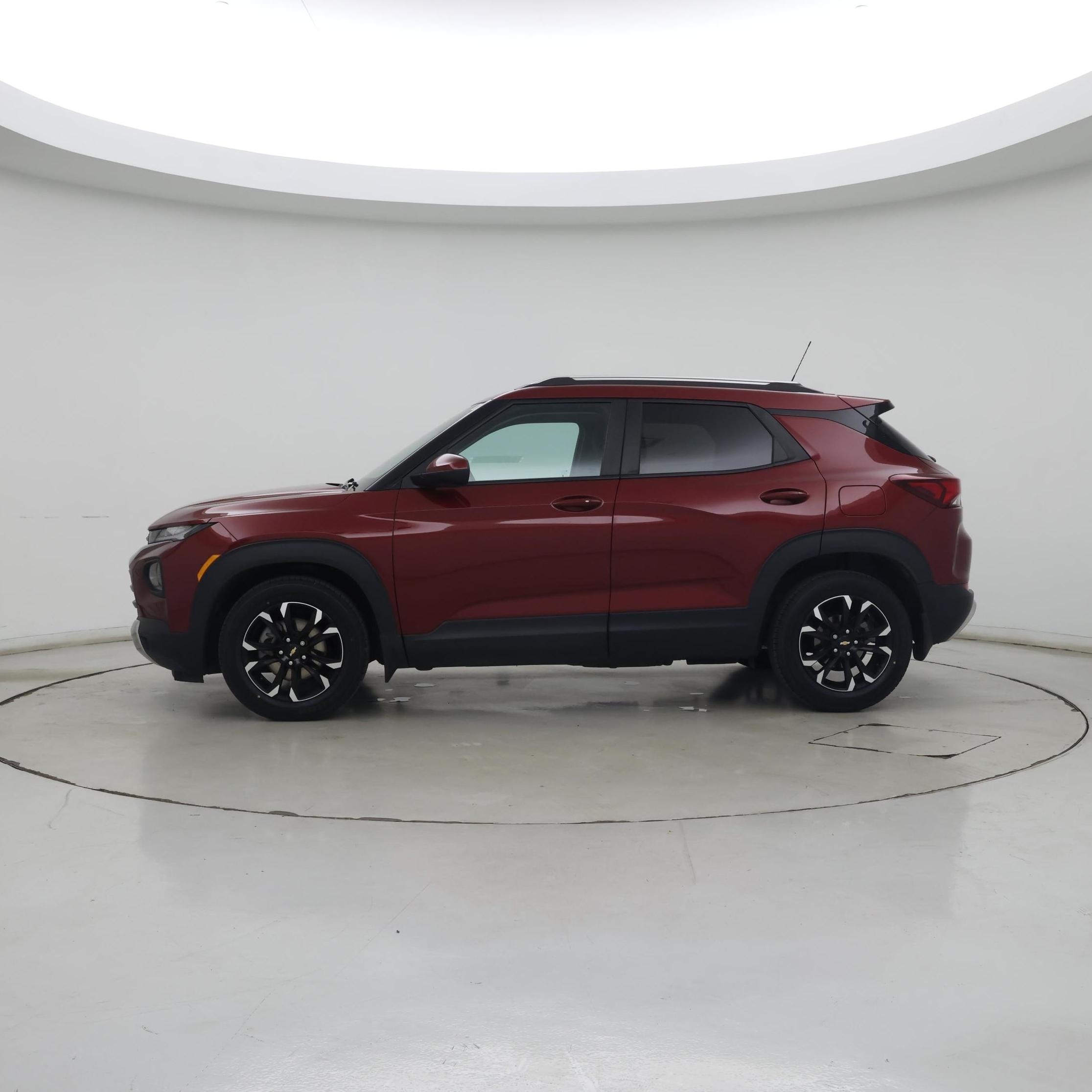 Thumbnail: 2022 Chevrolet TrailBlazer - 3
