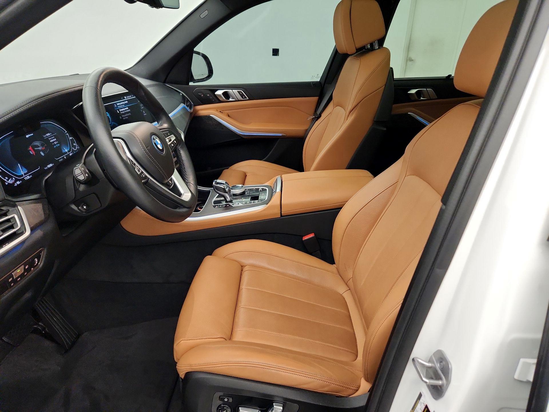 Thumbnail: 2022 BMW X5 - 11
