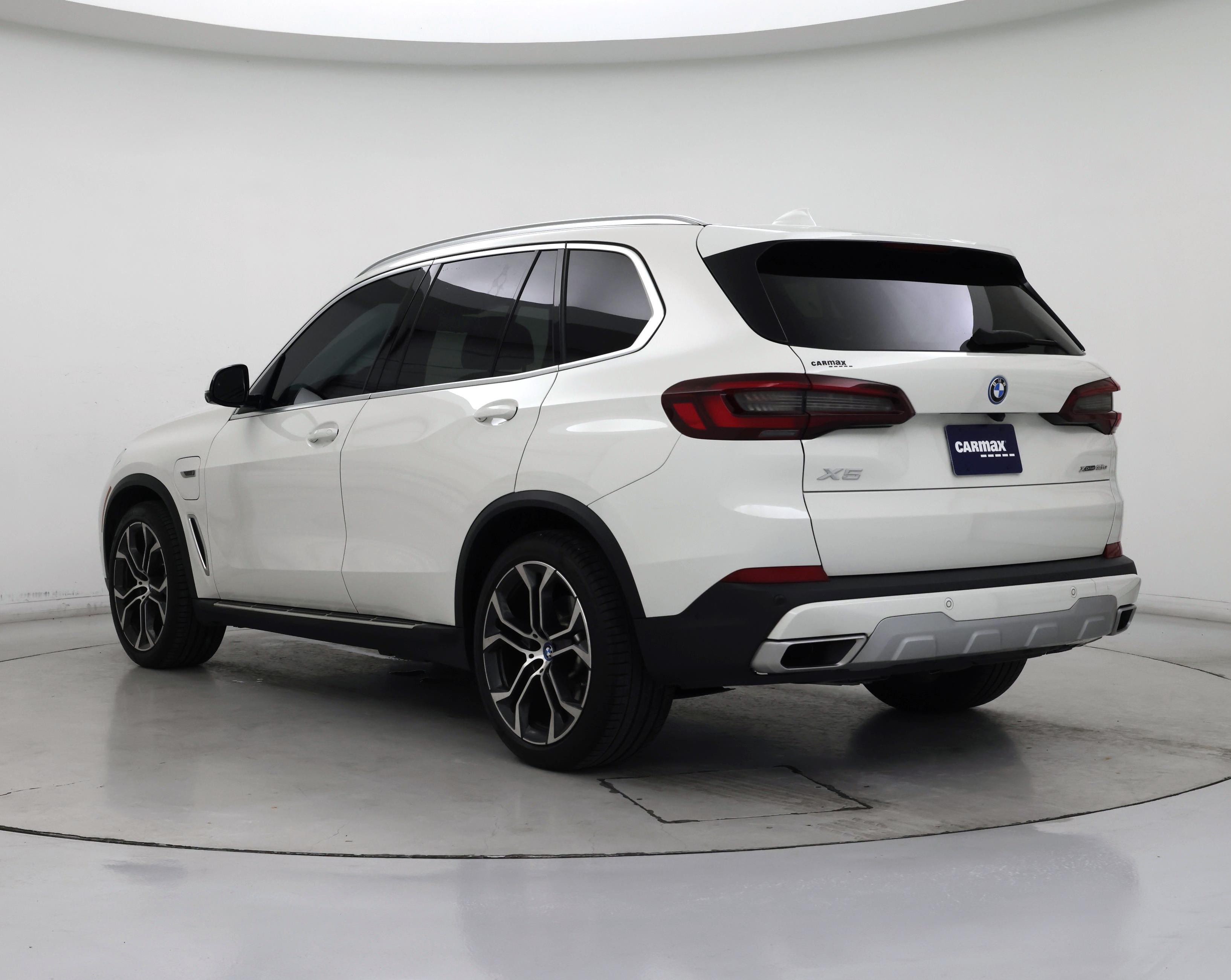 Thumbnail: 2022 BMW X5 - 2