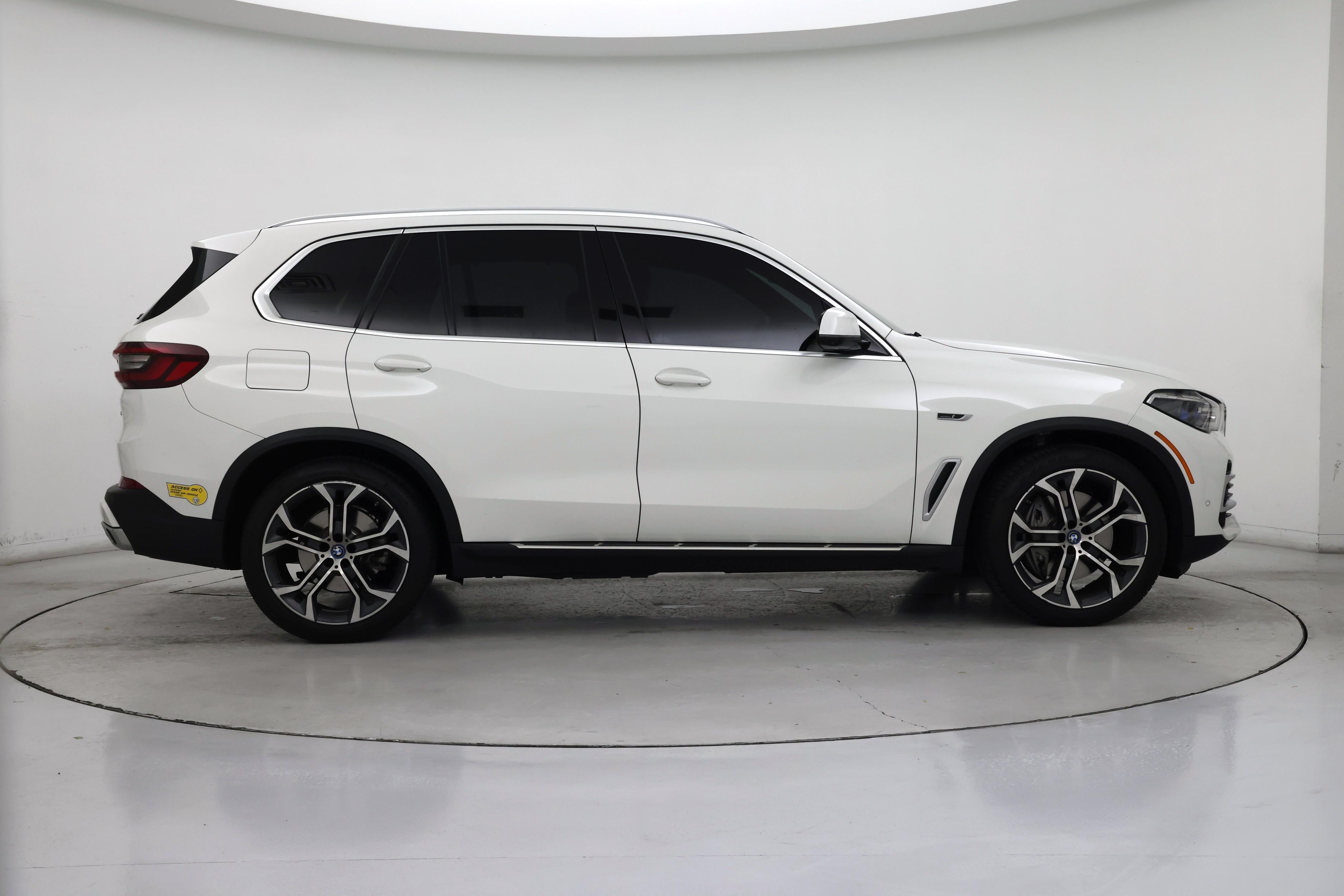 Thumbnail: 2022 BMW X5 - 7