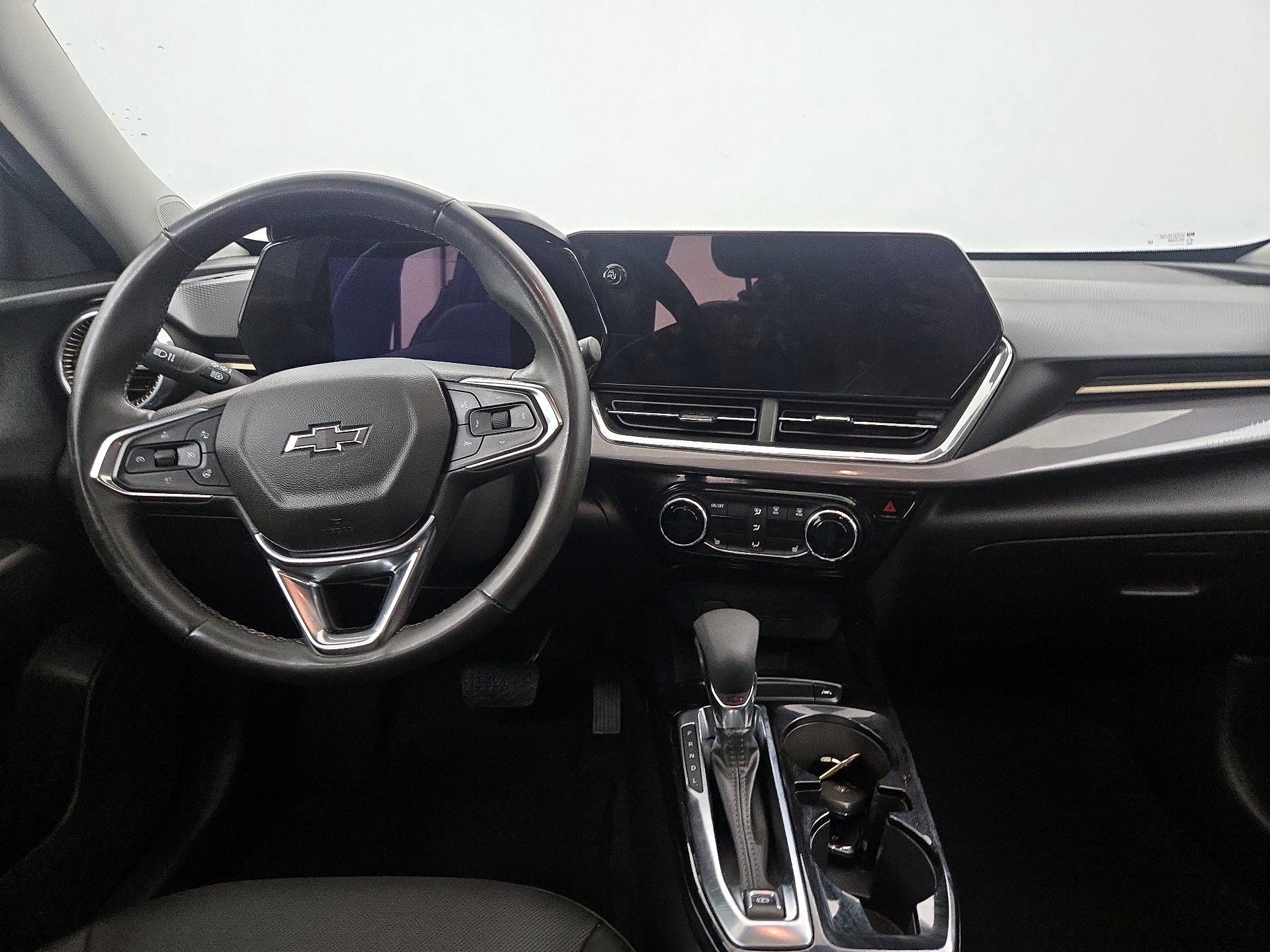 Thumbnail: 2024 Chevrolet Trax - 9