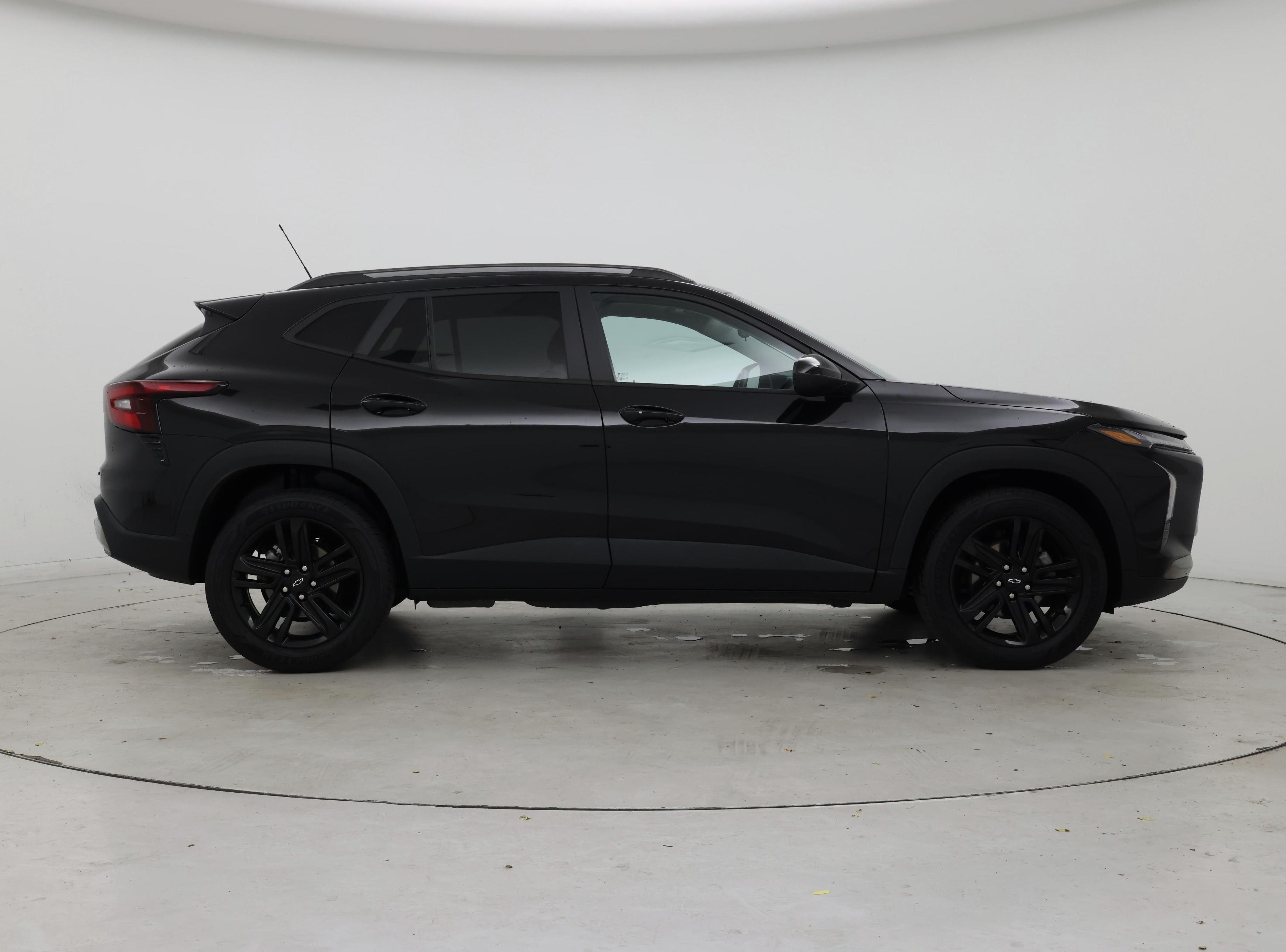 Thumbnail: 2024 Chevrolet Trax - 7