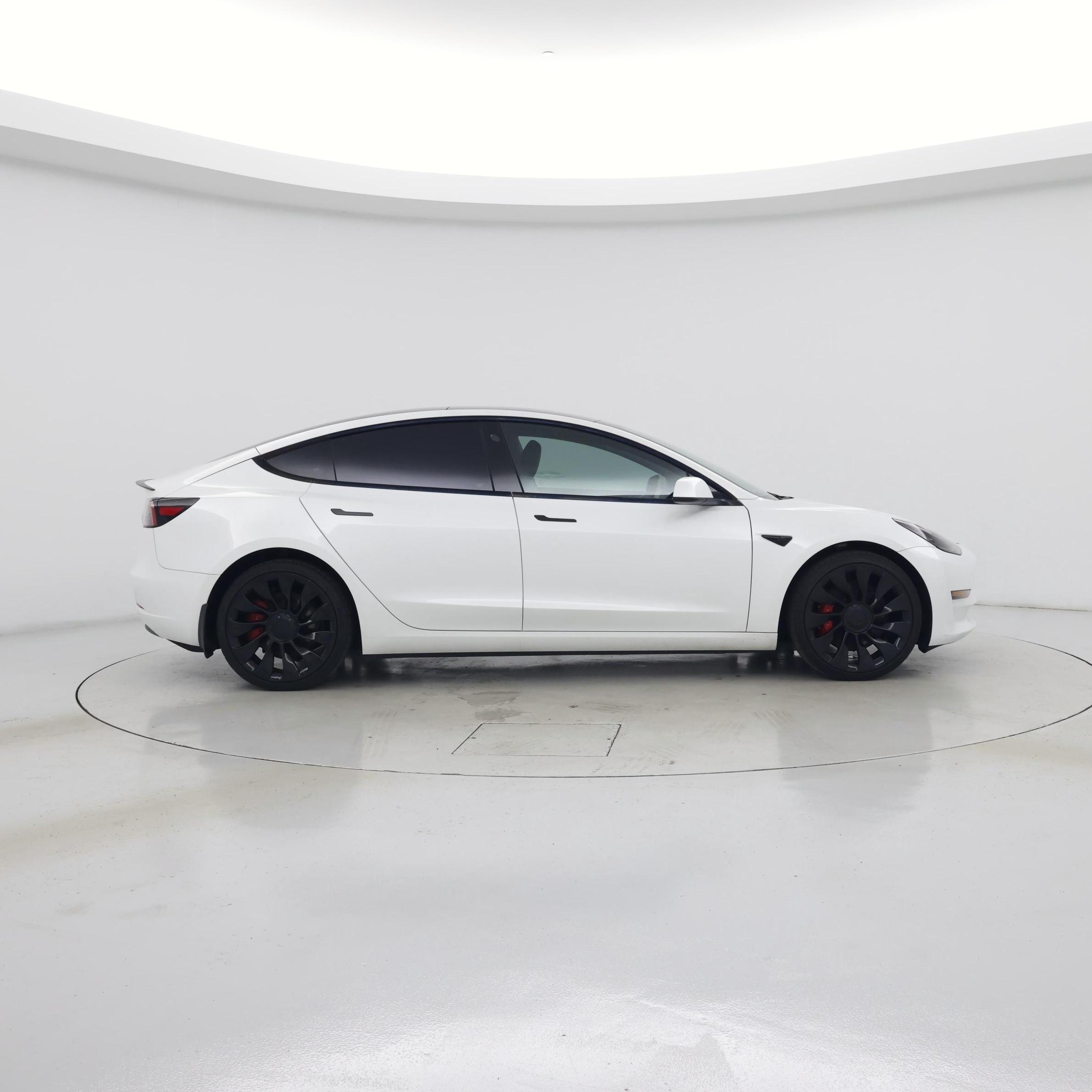 Thumbnail: 2023 Tesla Model 3 - 7