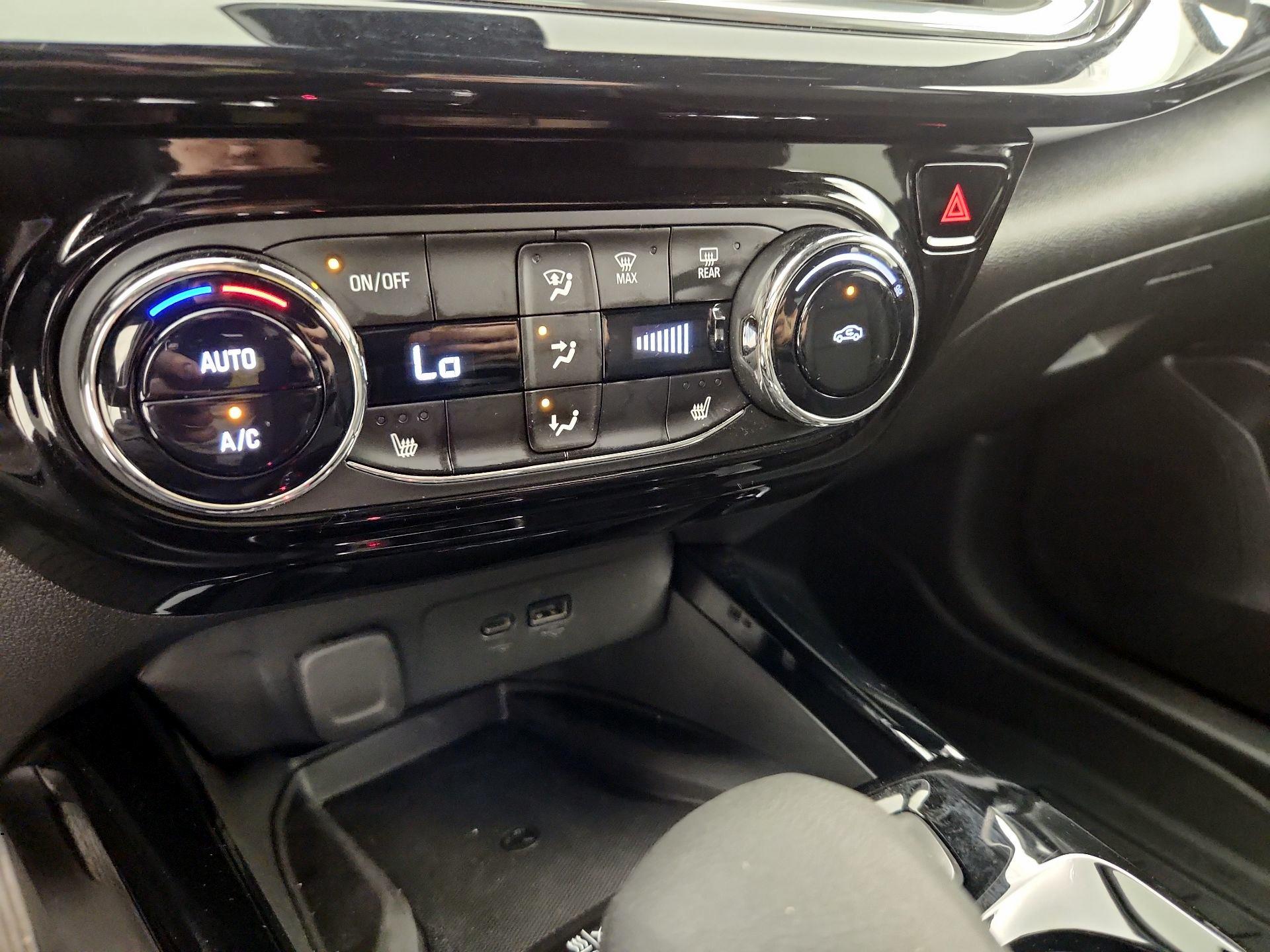 Thumbnail: 2024 Chevrolet Trax - 14