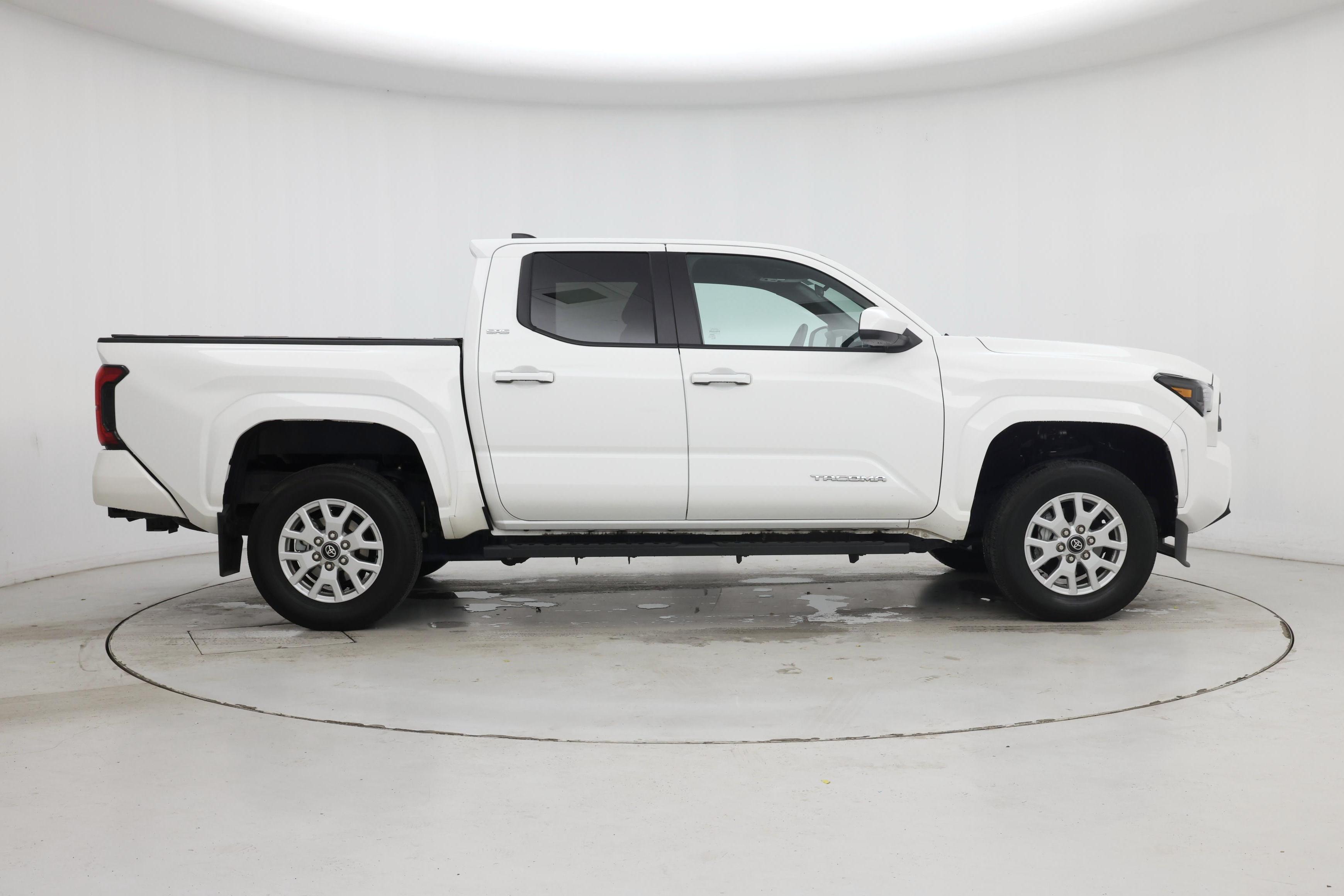 Thumbnail: 2024 Toyota Tacoma - 7