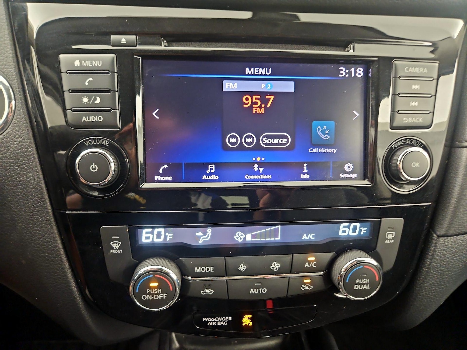 2020 Nissan Rogue SV - Photo 14