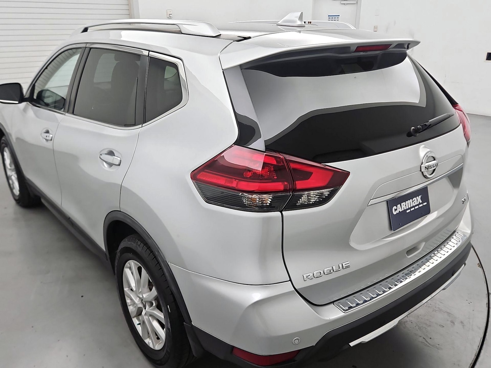 2020 Nissan Rogue SV - Photo 7