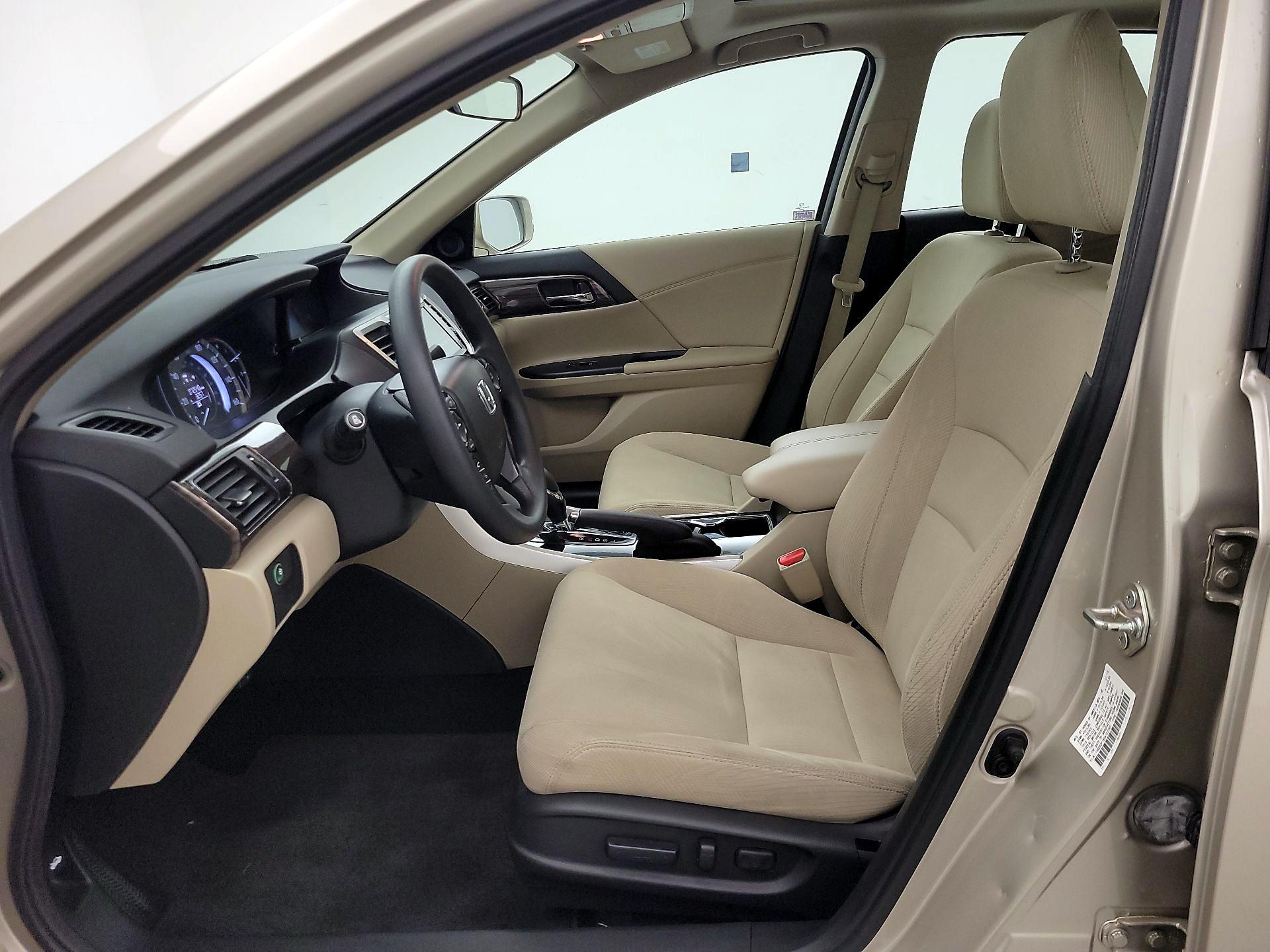 Thumbnail: 2016 Honda Accord - 11