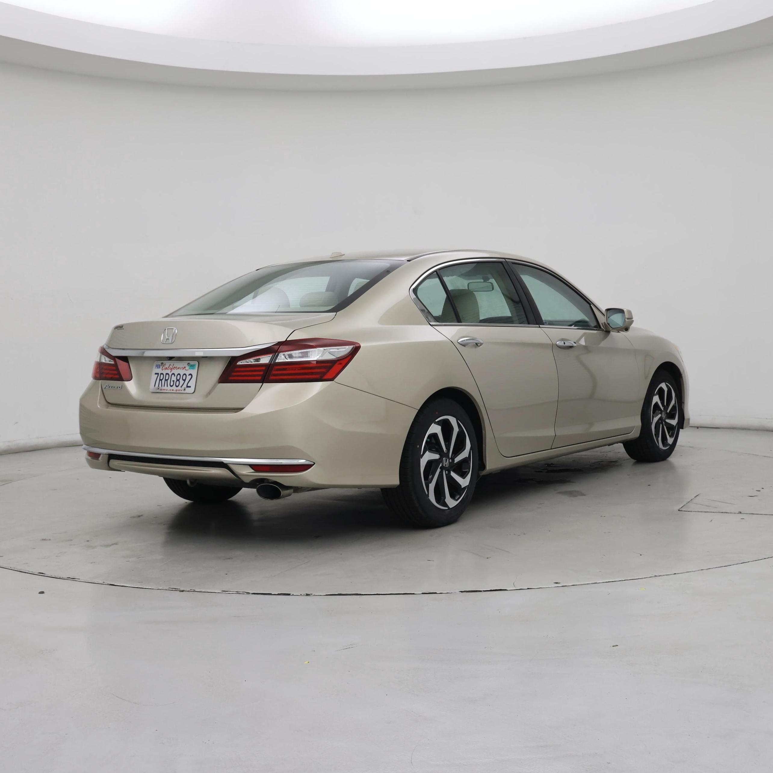 Thumbnail: 2016 Honda Accord - 8