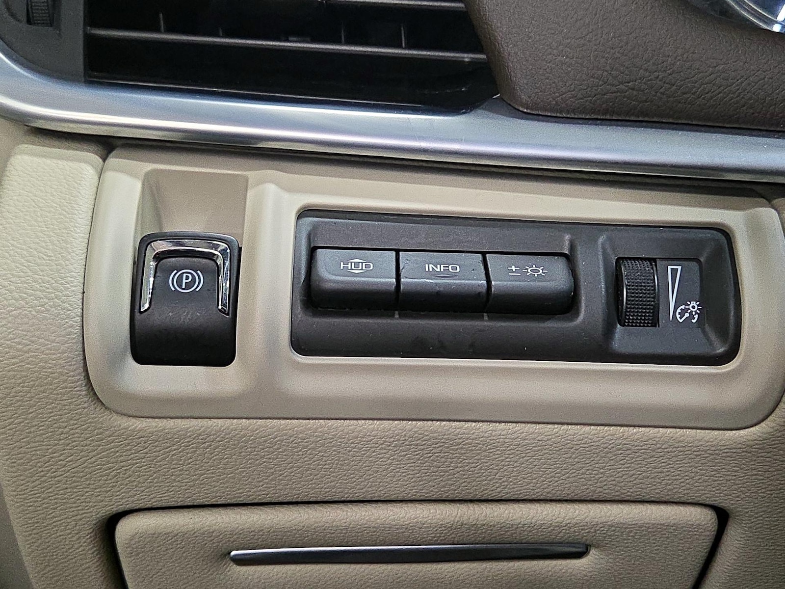 2016 Cadillac XTS Premium Collection - Photo 14