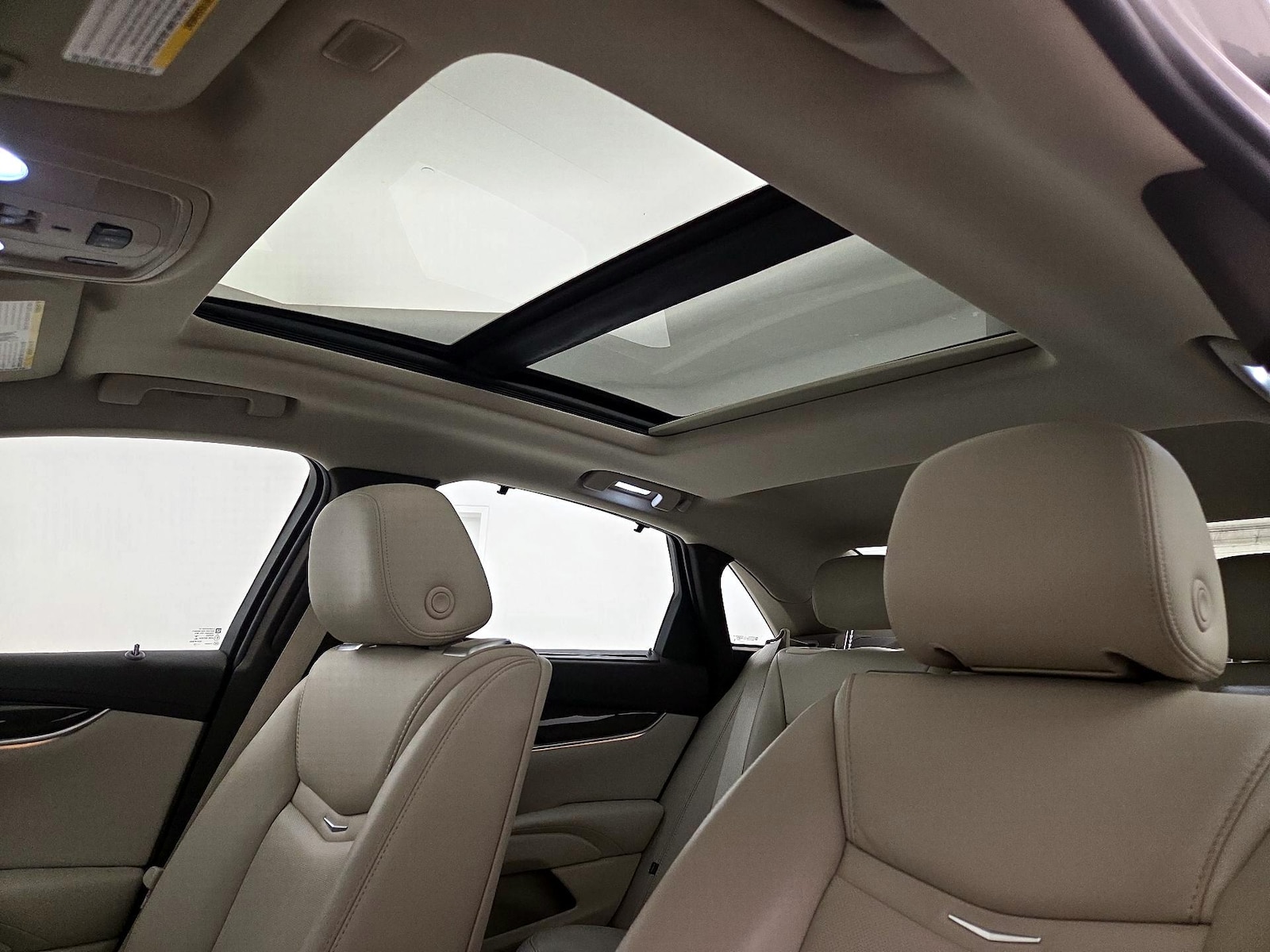 2016 Cadillac XTS Premium Collection - Photo 20