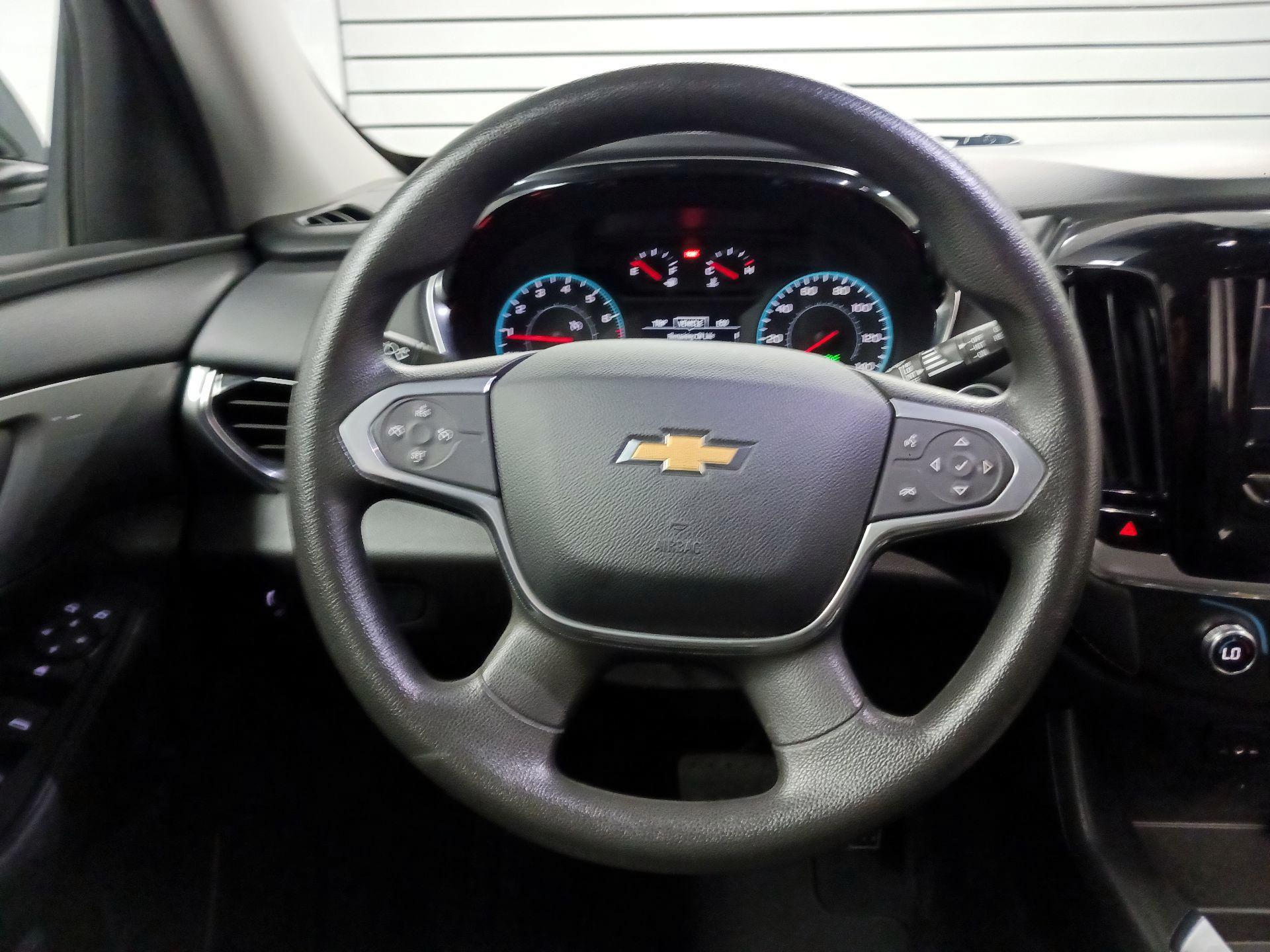 Thumbnail: 2021 Chevrolet Traverse - 10