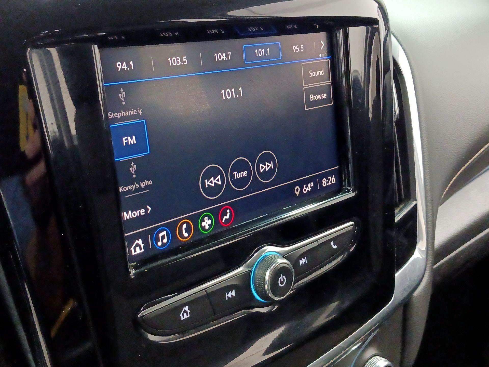 Thumbnail: 2021 Chevrolet Traverse - 15