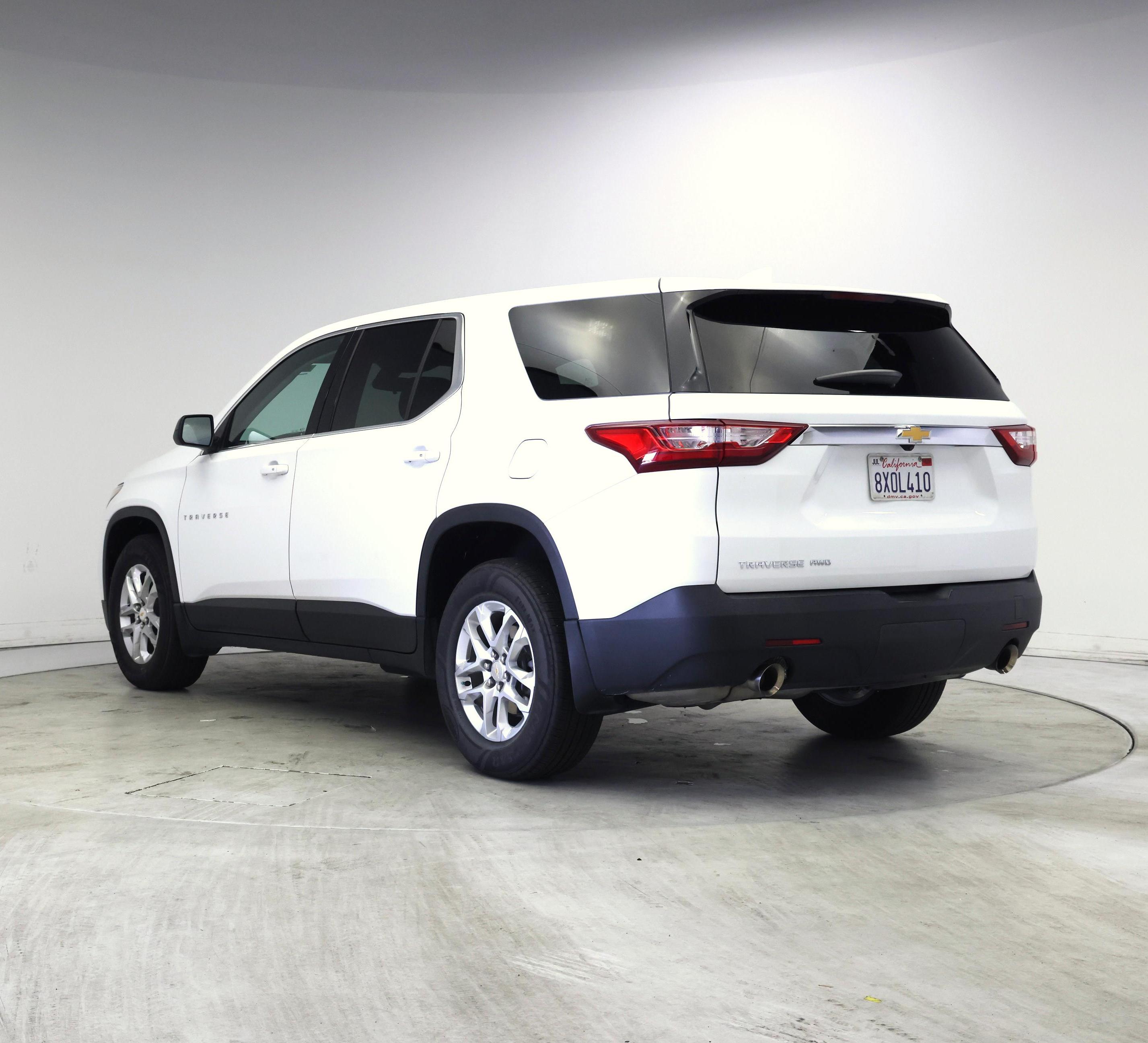 Thumbnail: 2021 Chevrolet Traverse - 2