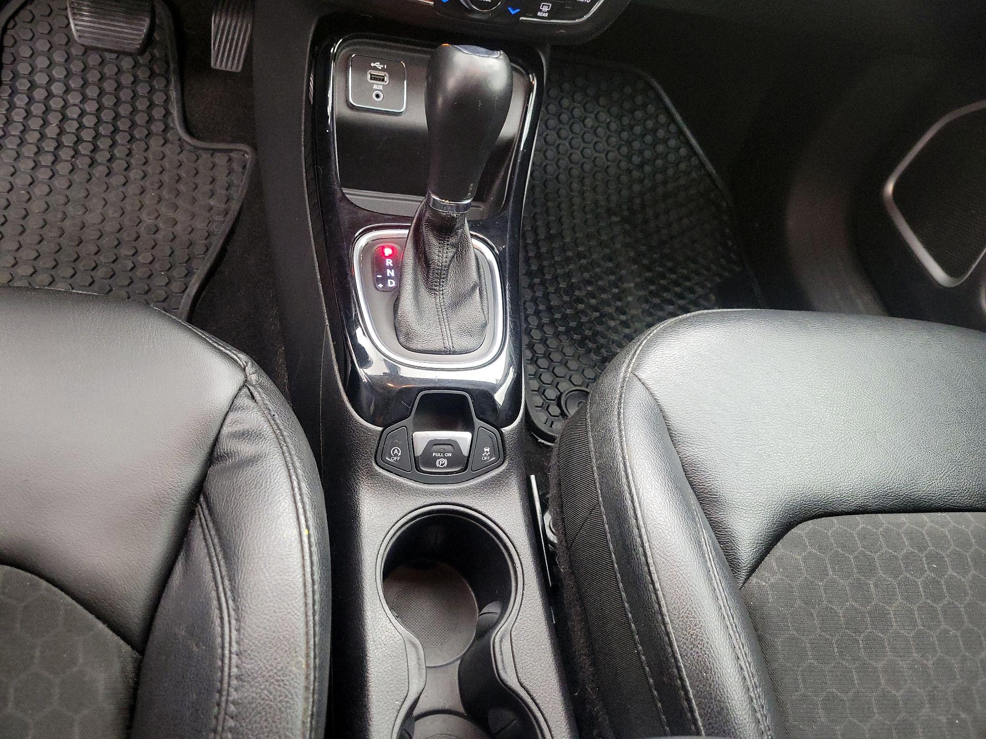 Thumbnail: 2021 Jeep Compass - 17