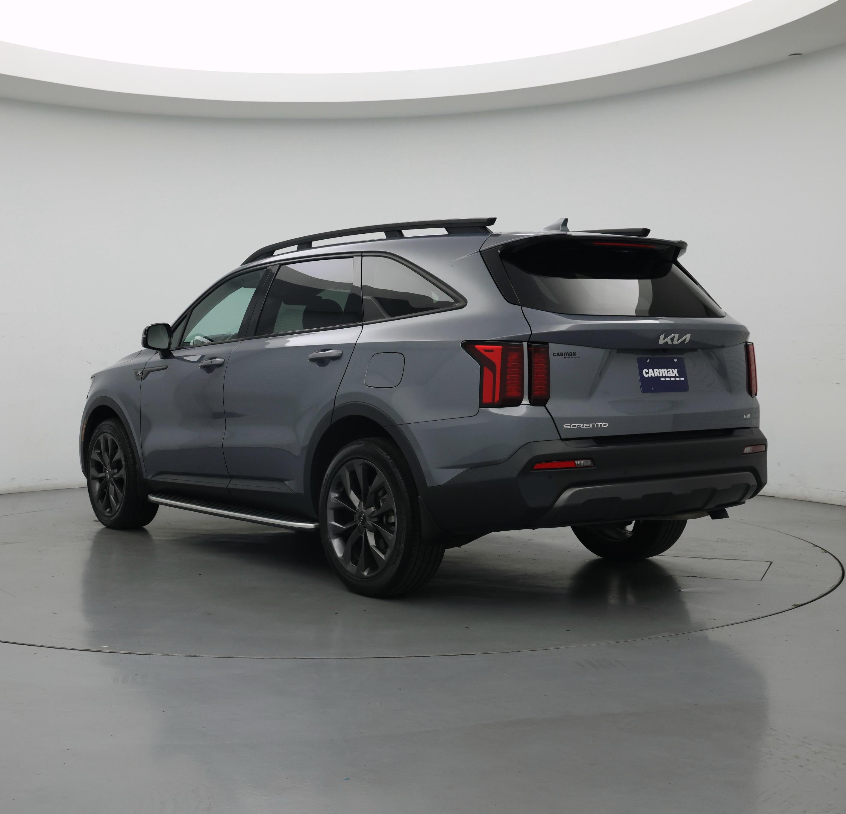 Thumbnail: 2023 Kia Sorento - 2