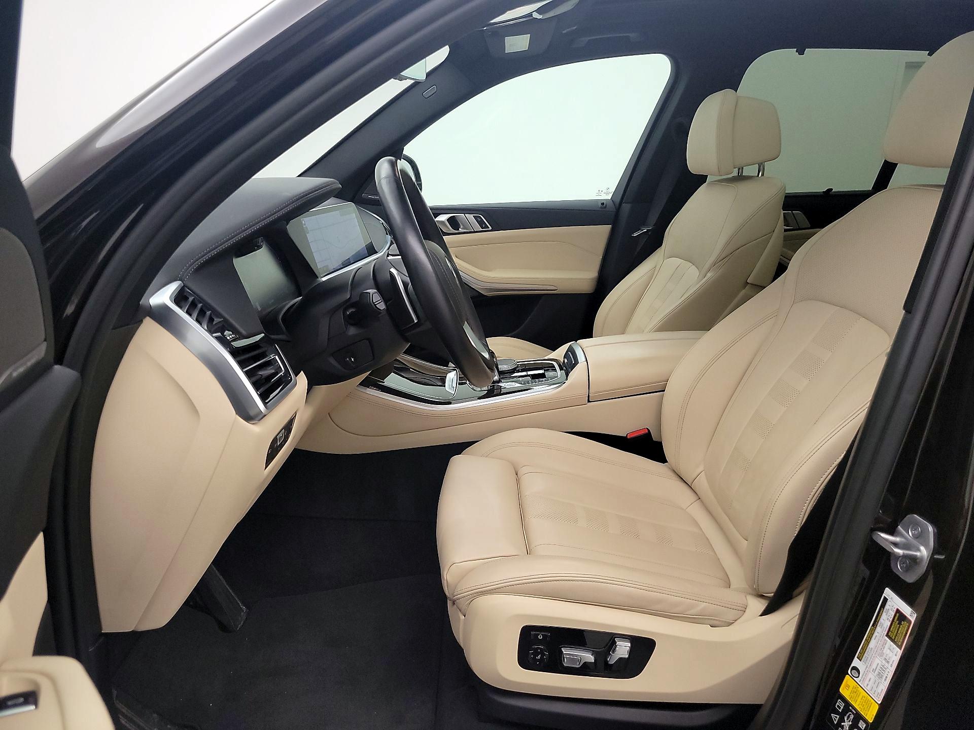 Thumbnail: 2021 BMW X5 - 11