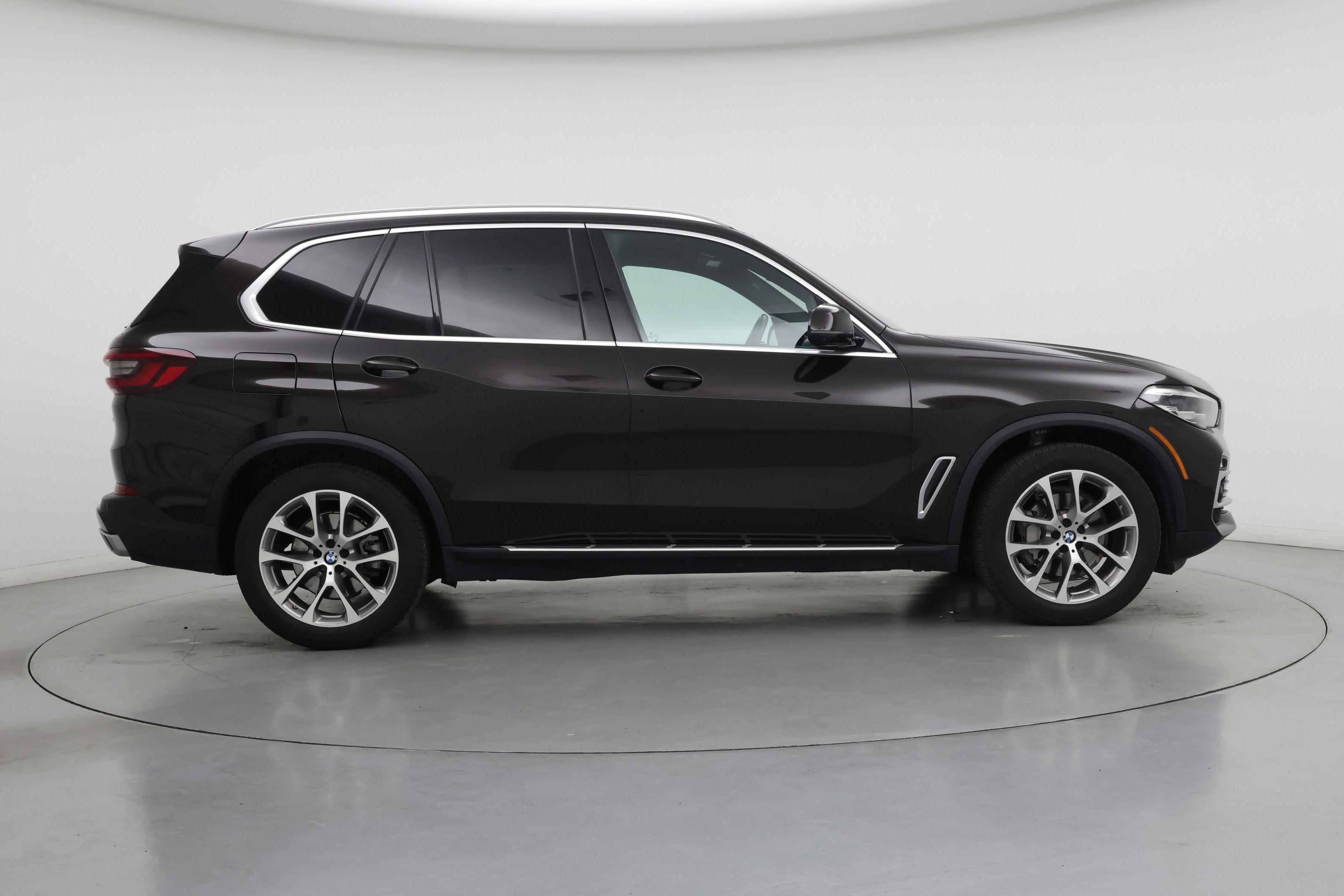 Thumbnail: 2021 BMW X5 - 7