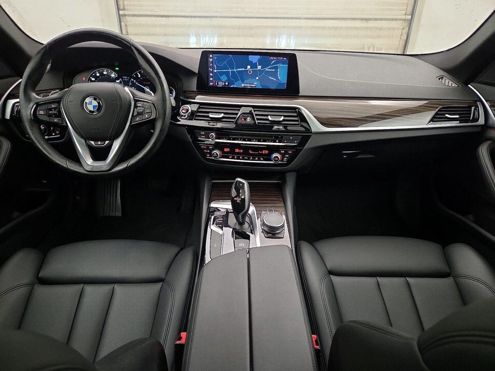 2019 BMW 5 Series 530i - Photo 10